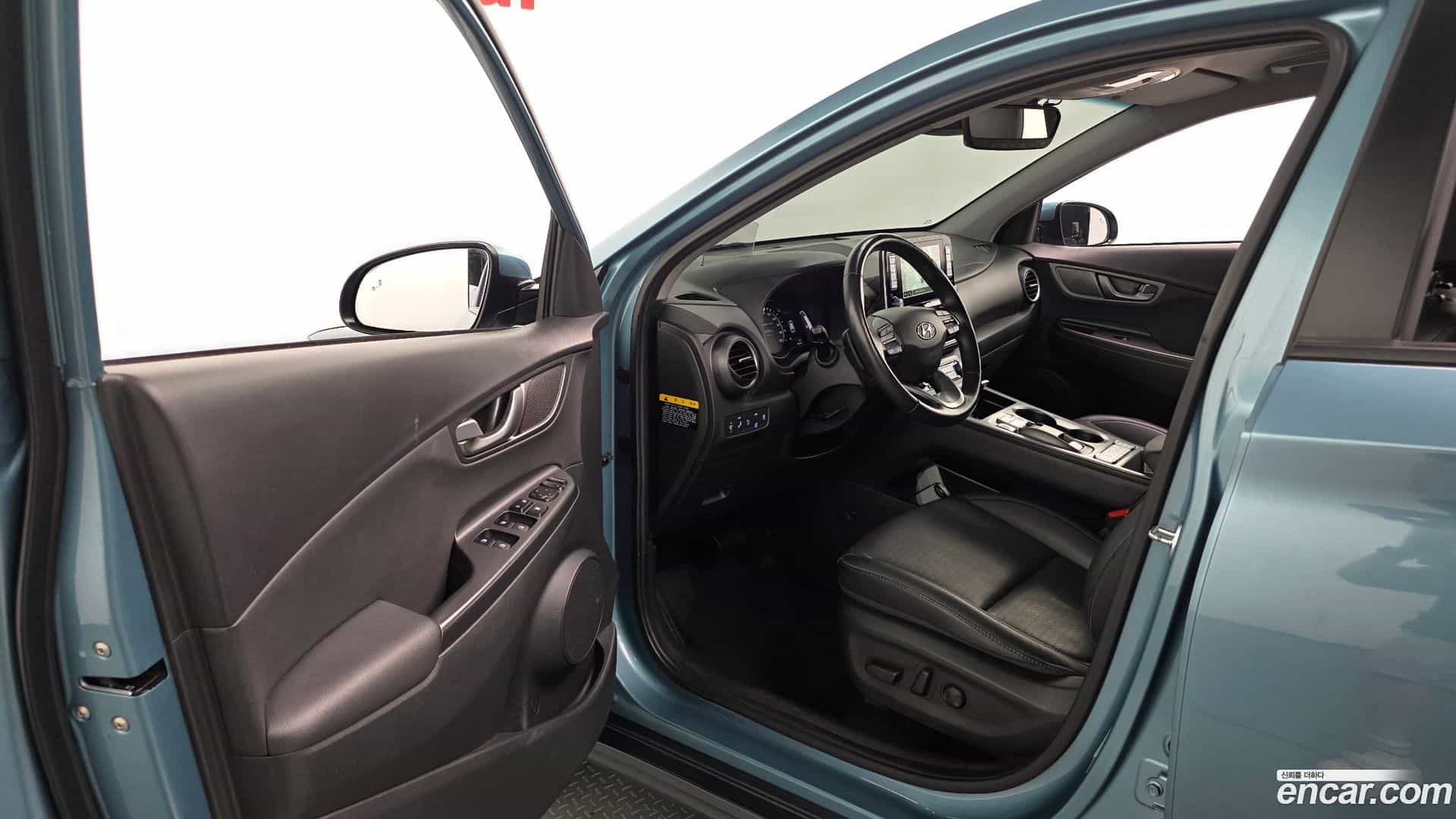 Kona Hyundai 2018.10-INNER-010