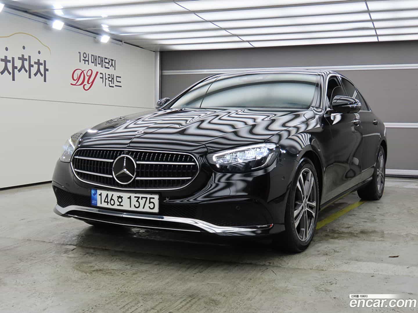 E-Class Mercedes-Benz 2023.4-OUTER-001