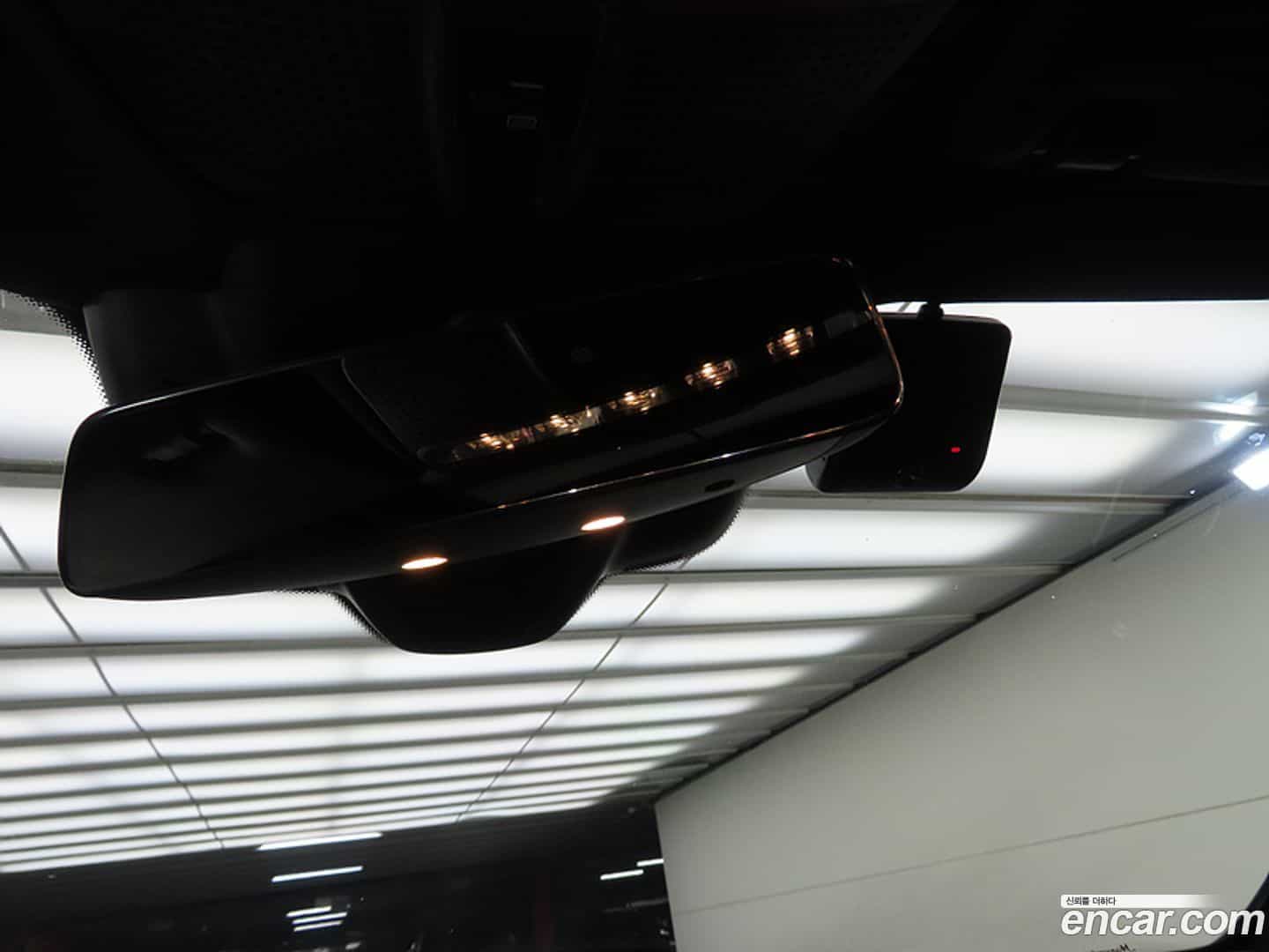 E-Class Mercedes-Benz 2023.4-OPTION-017