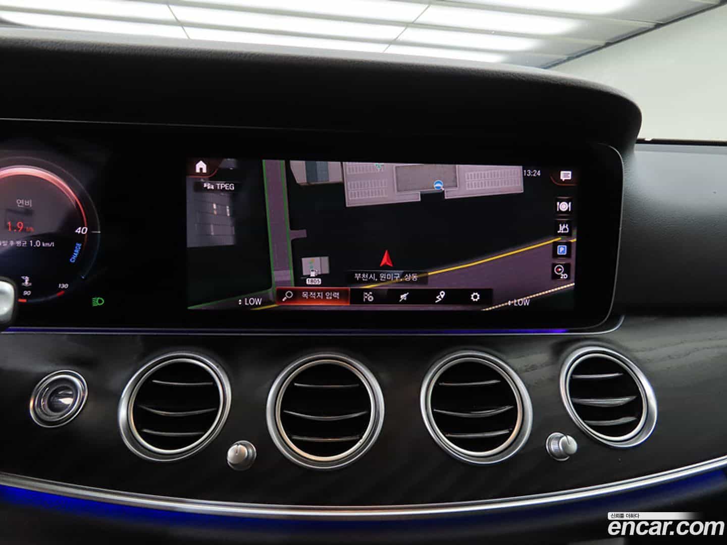 E-Class Mercedes-Benz 2023.4-OPTION-019
