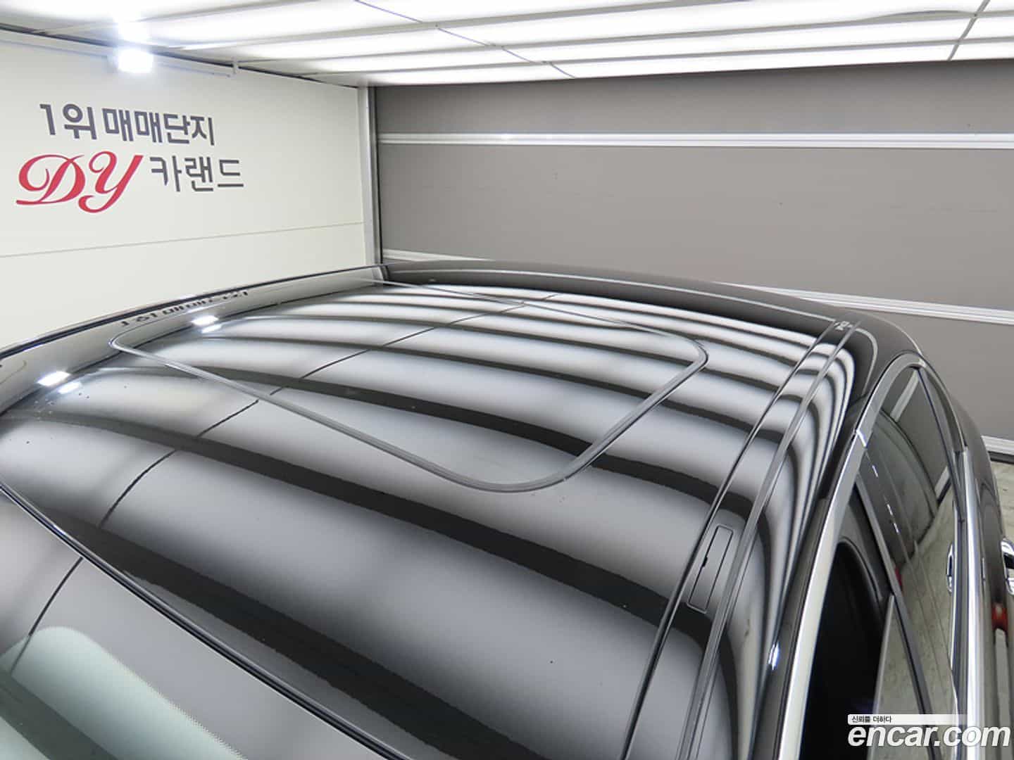 E-Class Mercedes-Benz 2023.4-OPTION-023