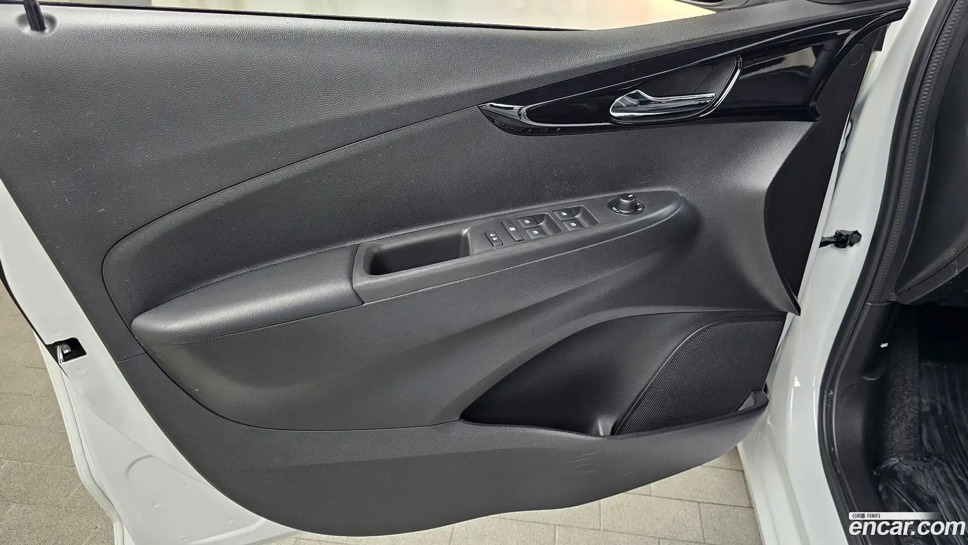 Spark Chevrolet 2022.10-INNER-034