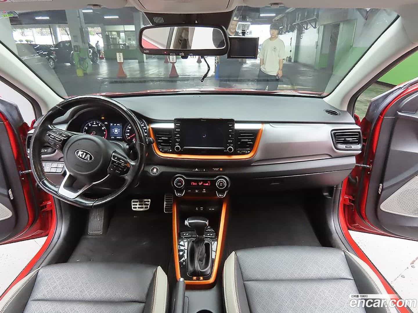 Stonic Kia 2018.10-INNER-008