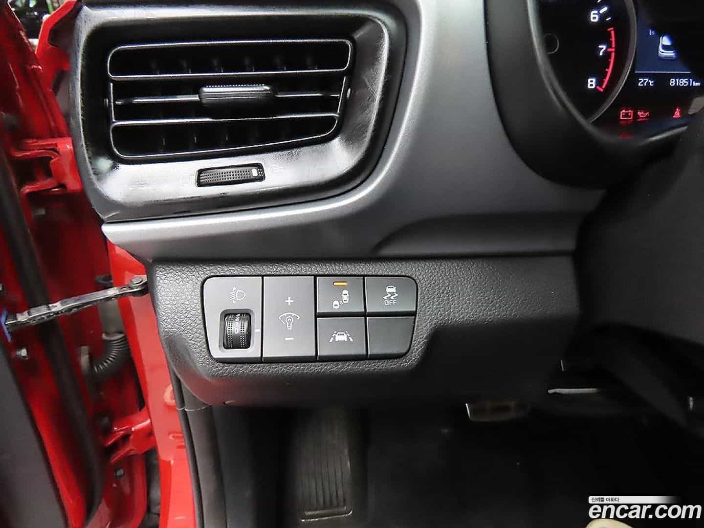 Stonic Kia 2018.10-INNER-010
