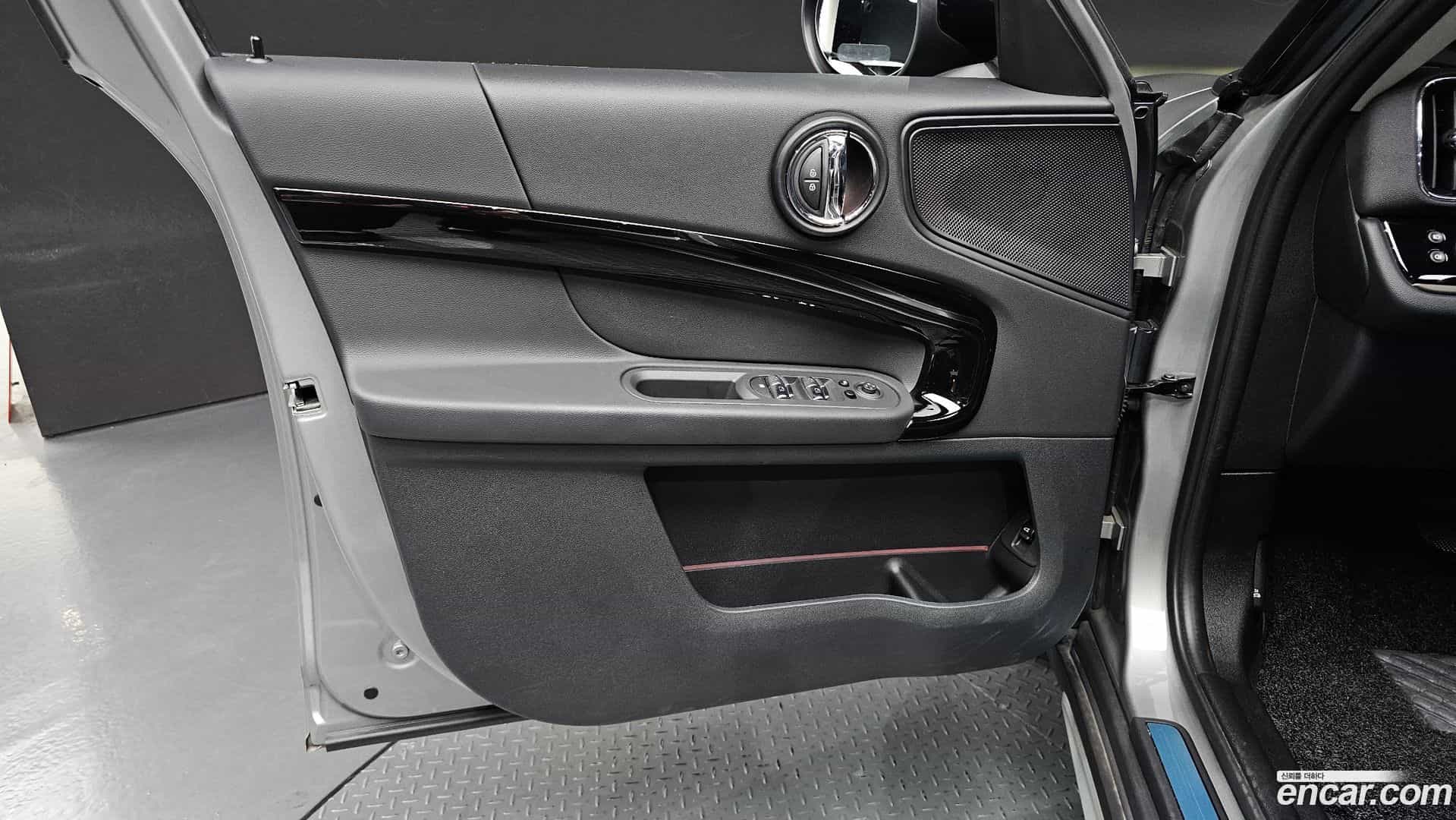 Countryman Mini 2024.1-INNER-034