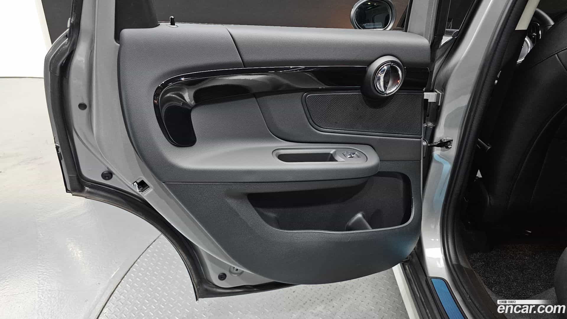 Countryman Mini 2024.1-INNER-035