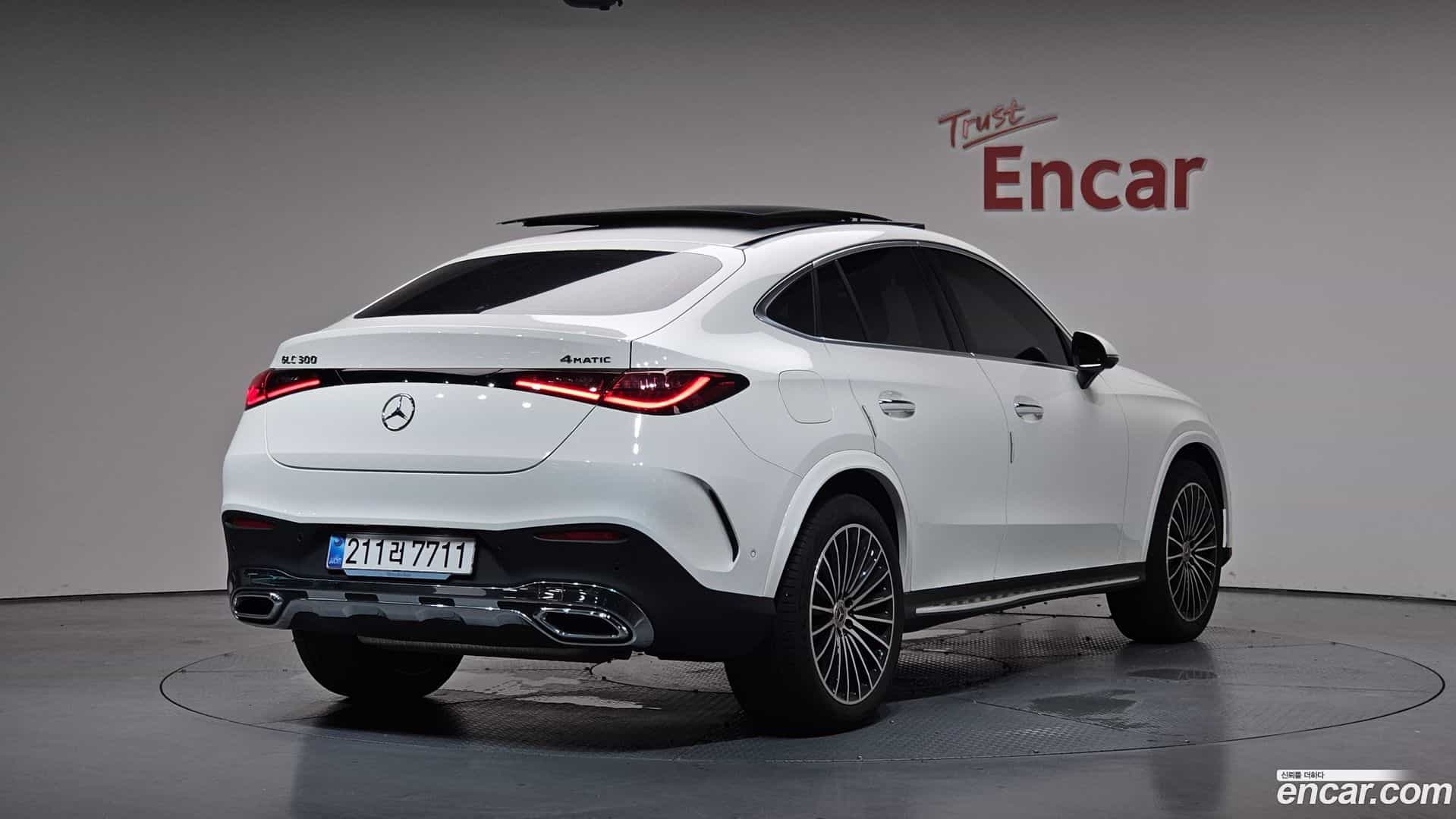 GLC-Class Mercedes-Benz 2025.8-OUTER-002