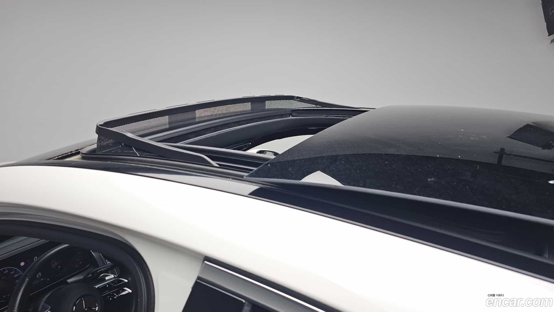 GLC-Class Mercedes-Benz 2025.8-OPTION-021