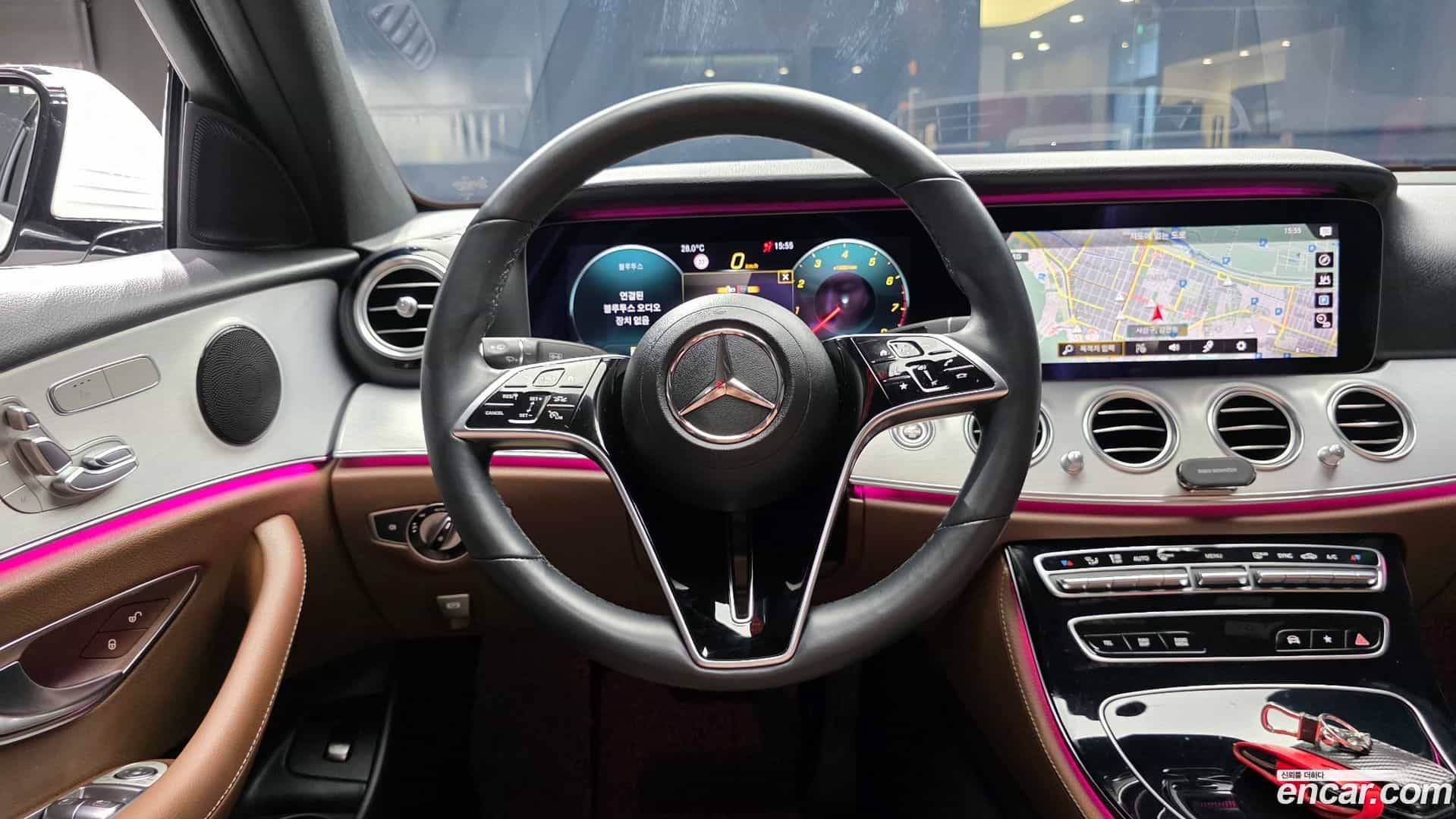 E-Class Mercedes-Benz 2020.11-OPTION-018