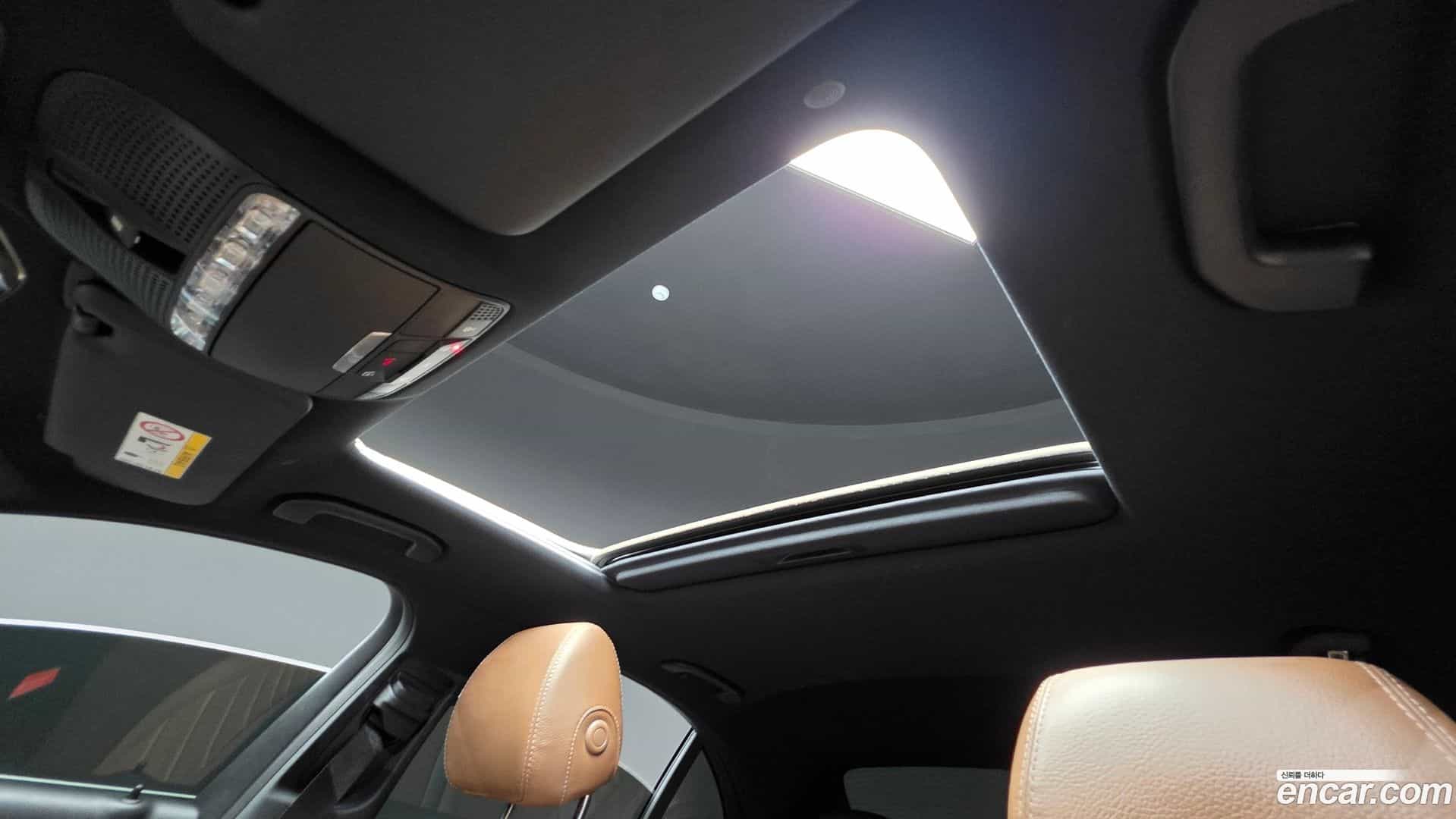 E-Class Mercedes-Benz 2020.11-OPTION-021