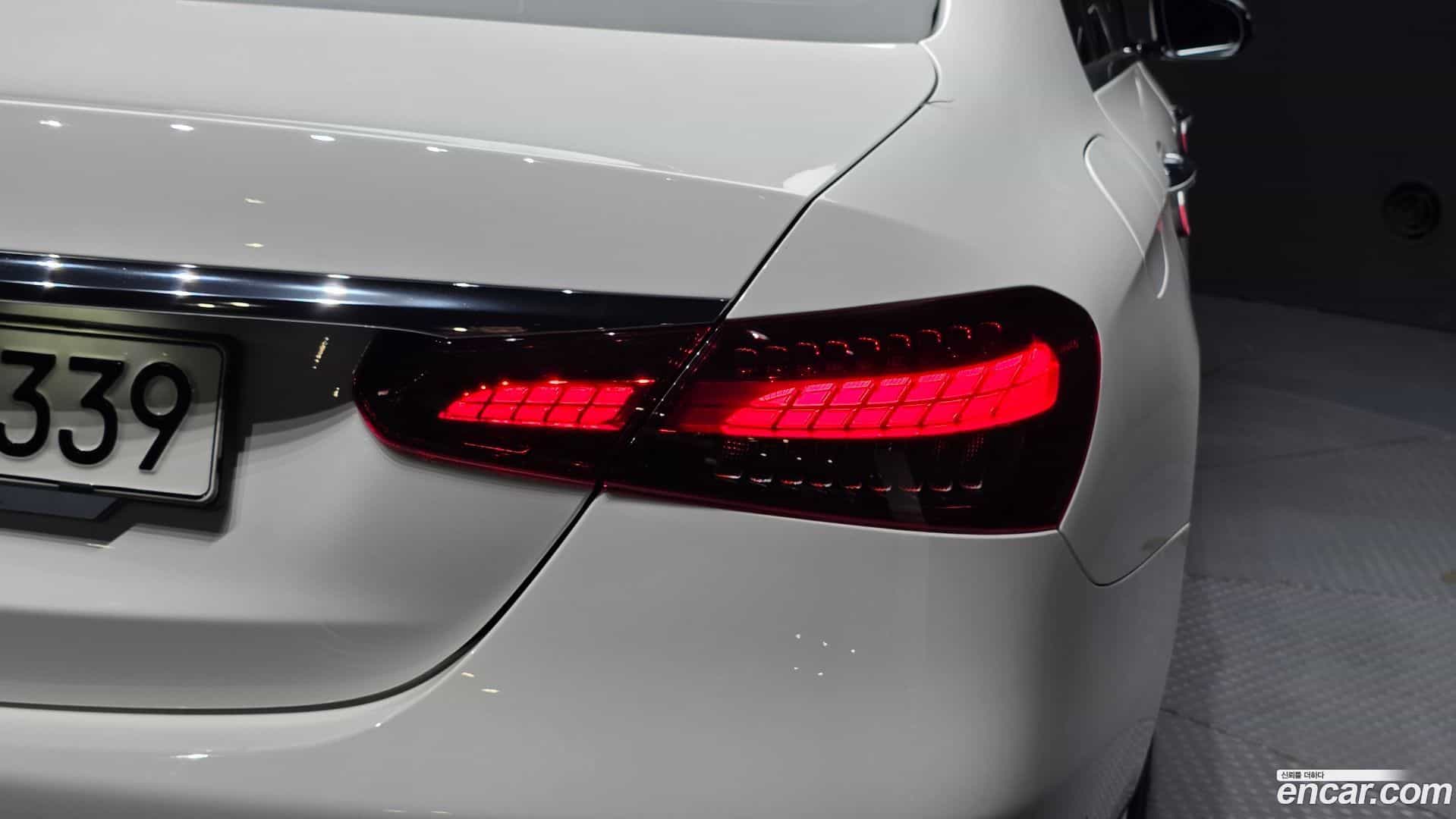 E-Class Mercedes-Benz 2020.11-OUTER-033