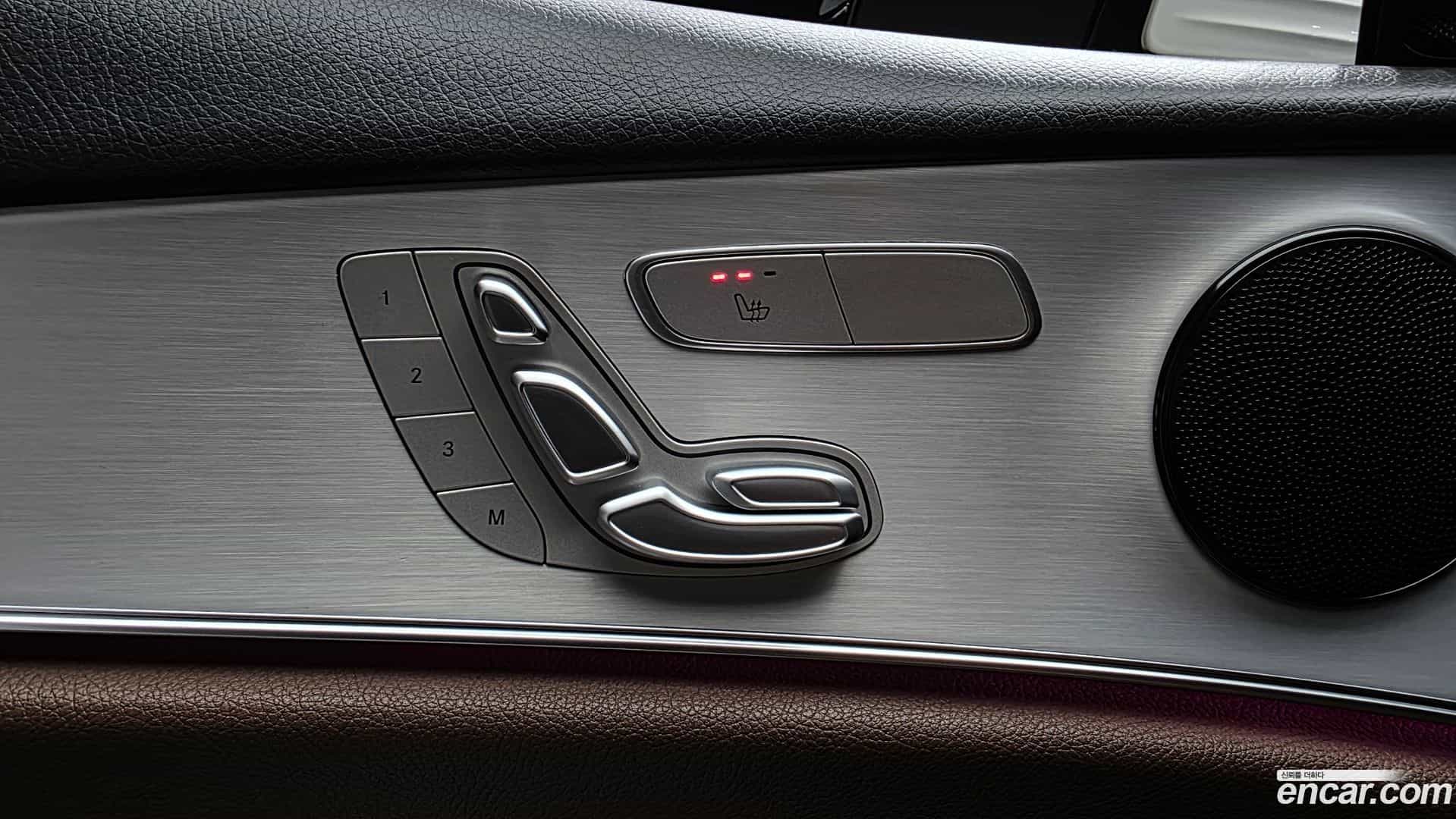 E-Class Mercedes-Benz 2020.11-OPTION-044