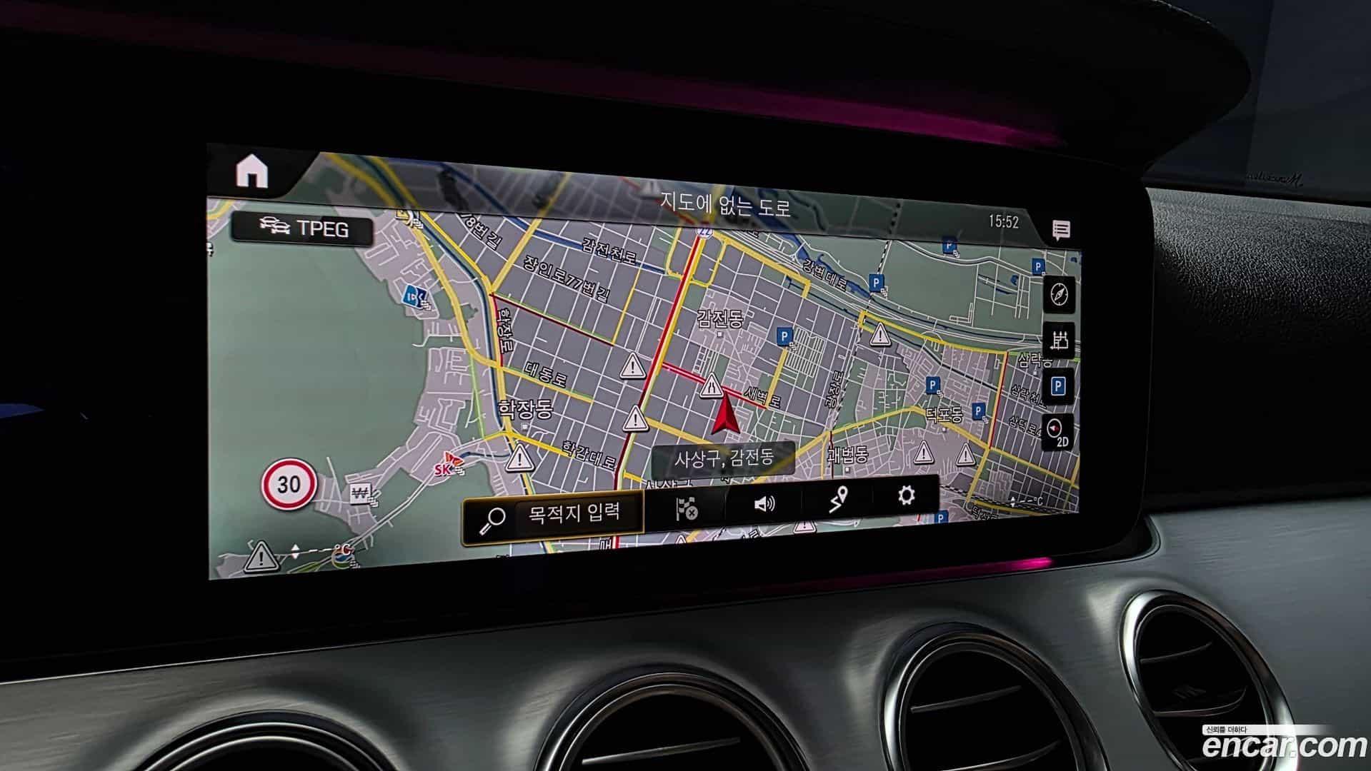 E-Class Mercedes-Benz 2020.11-OPTION-046