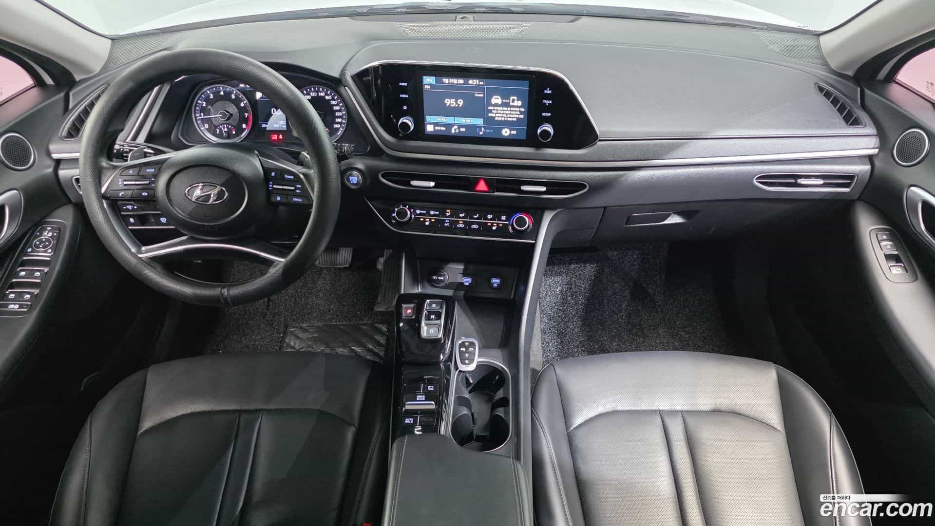 Sonata Hyundai 2021.0-INNER-007