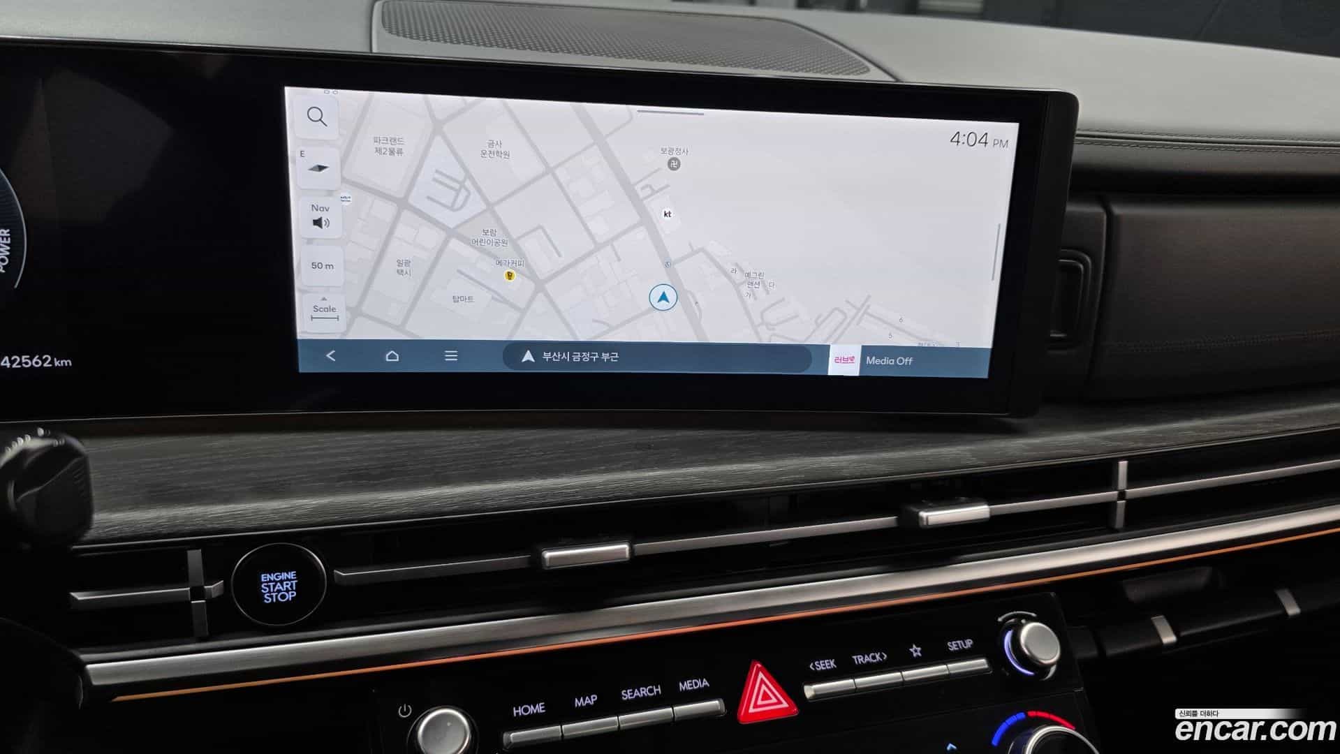 Santafe Hyundai 2024.6-OPTION-018