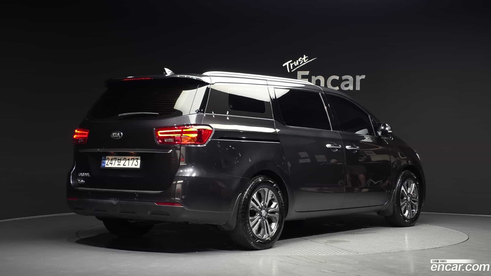 Canival Kia 2018.9-OUTER-002