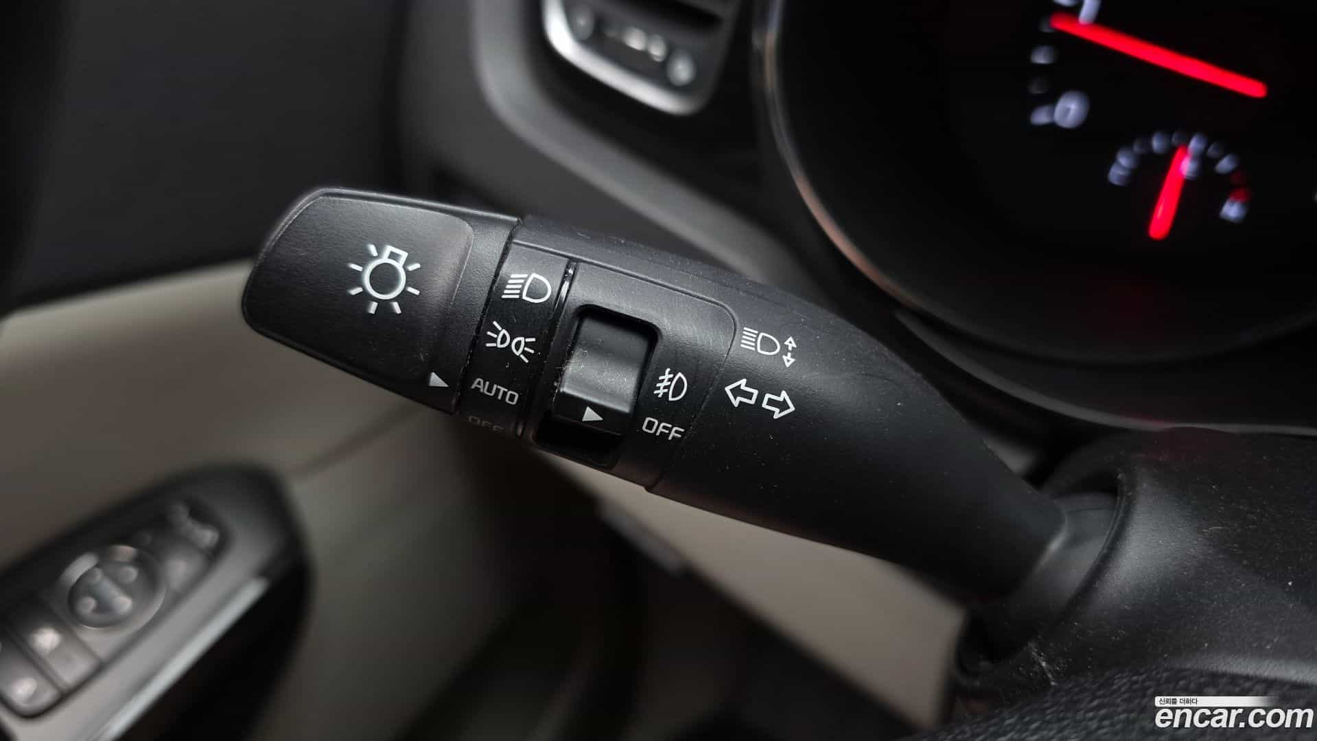 Canival Kia 2018.9-OPTION-022