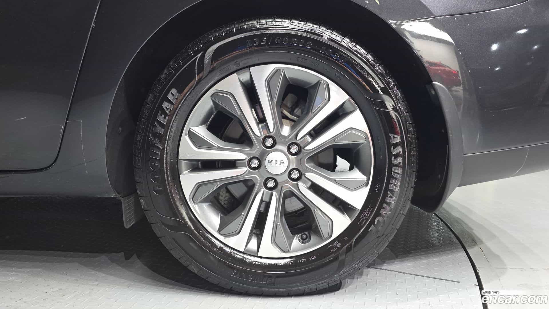 Canival Kia 2018.9-OUTER-031