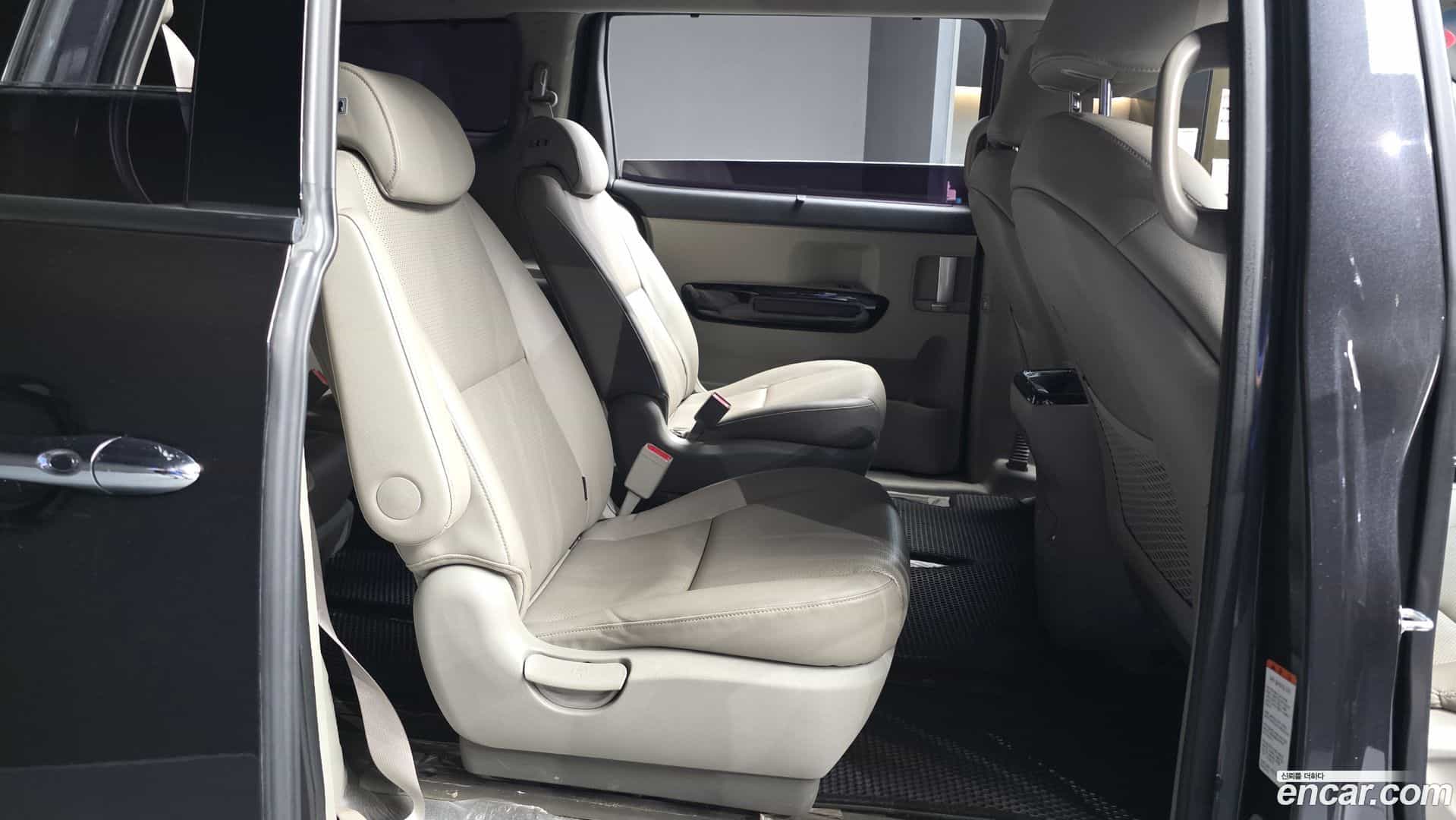 Canival Kia 2018.9-INNER-036
