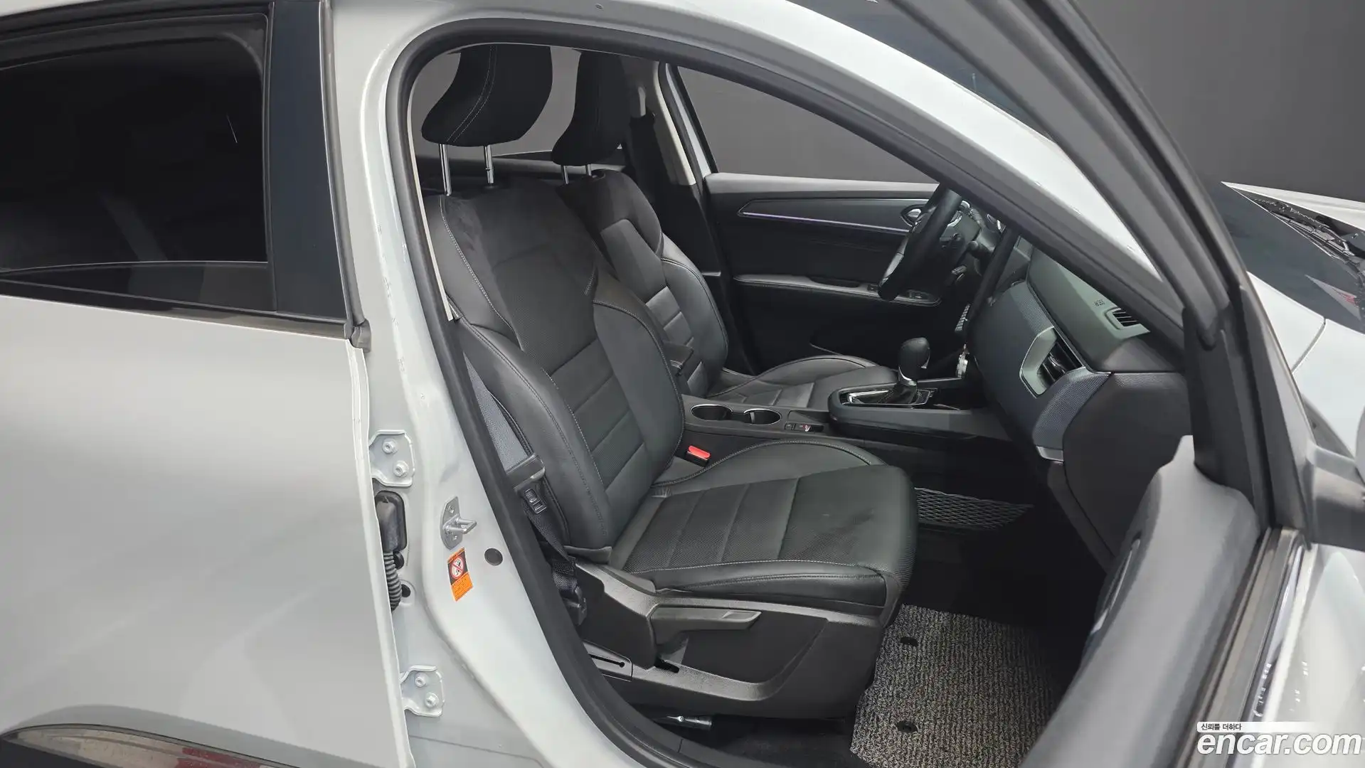 XM3 Renault Korea 2020.4-INNER-036