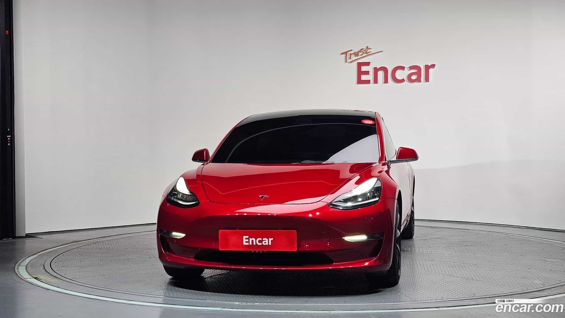 Model 3 Tesla 2020.10-OUTER-003