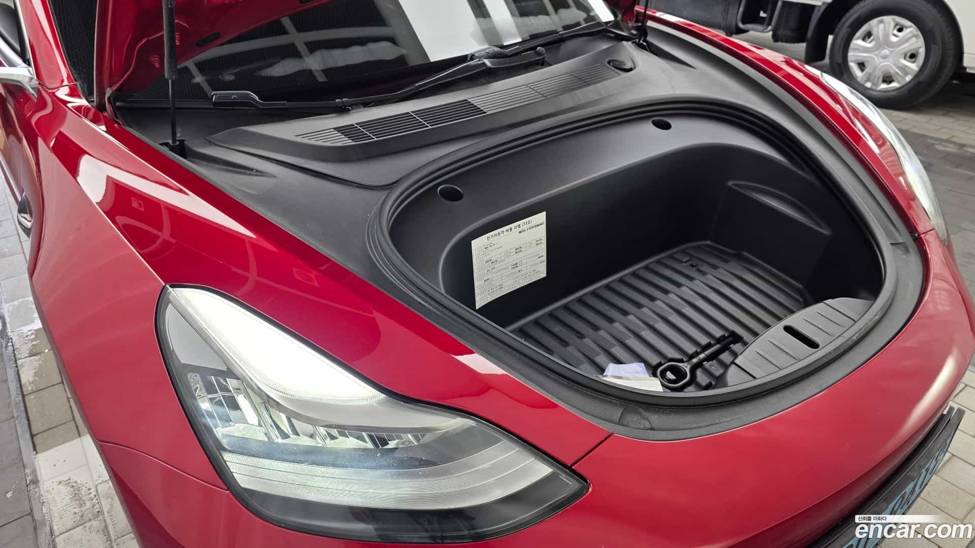 Model 3 Tesla 2020.10-OUTER-006