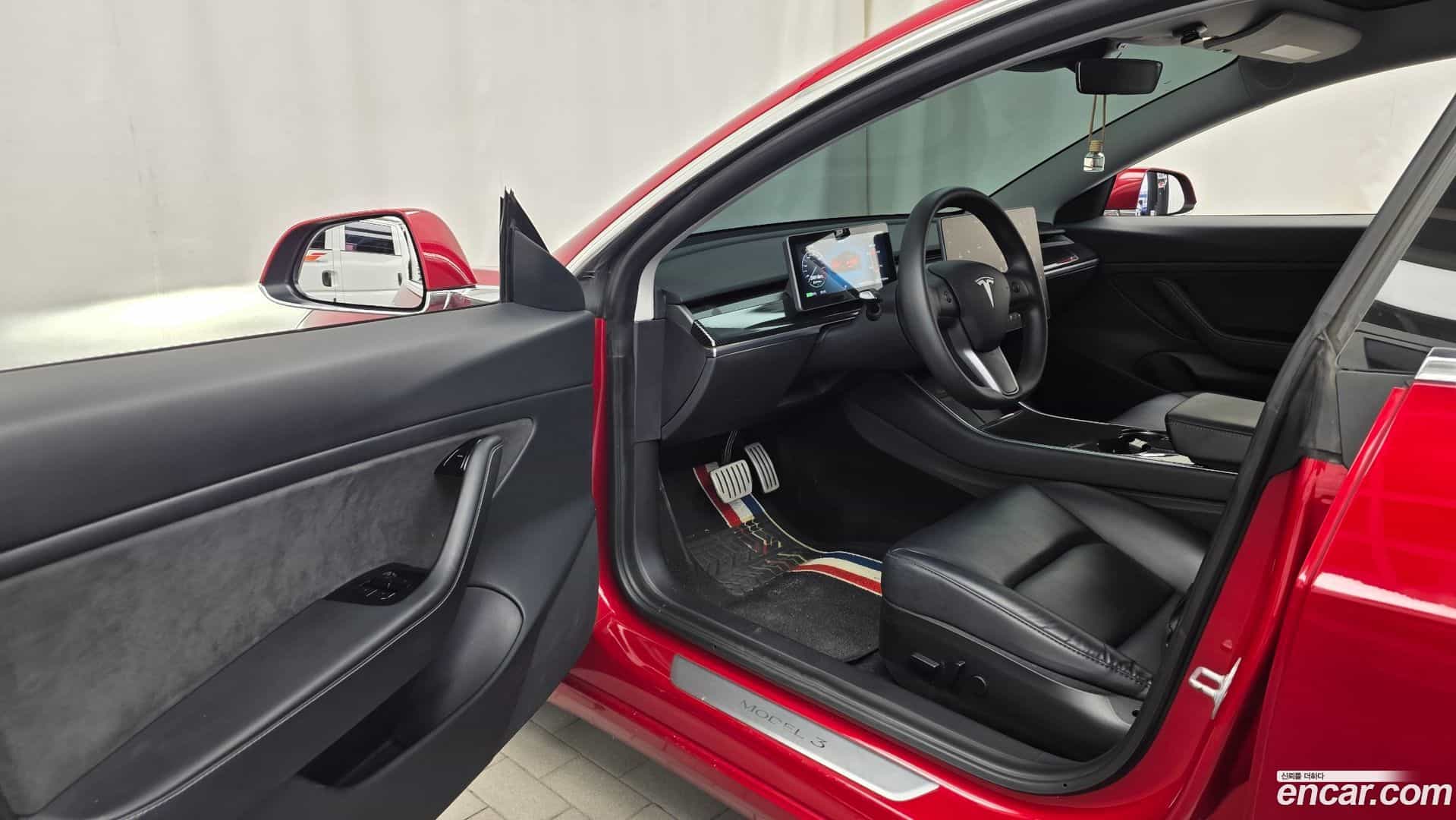 Model 3 Tesla 2020.10-INNER-010