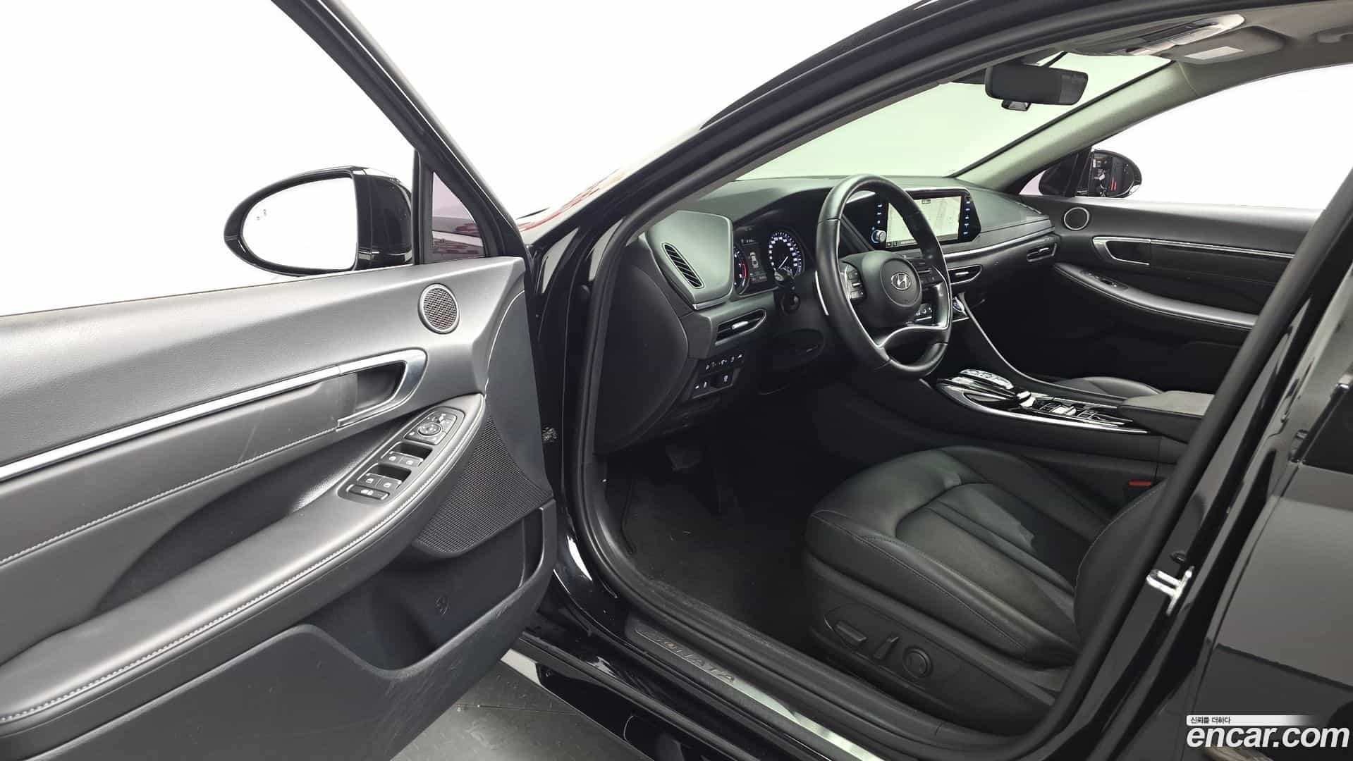 Sonata Hyundai 2022.6-INNER-010