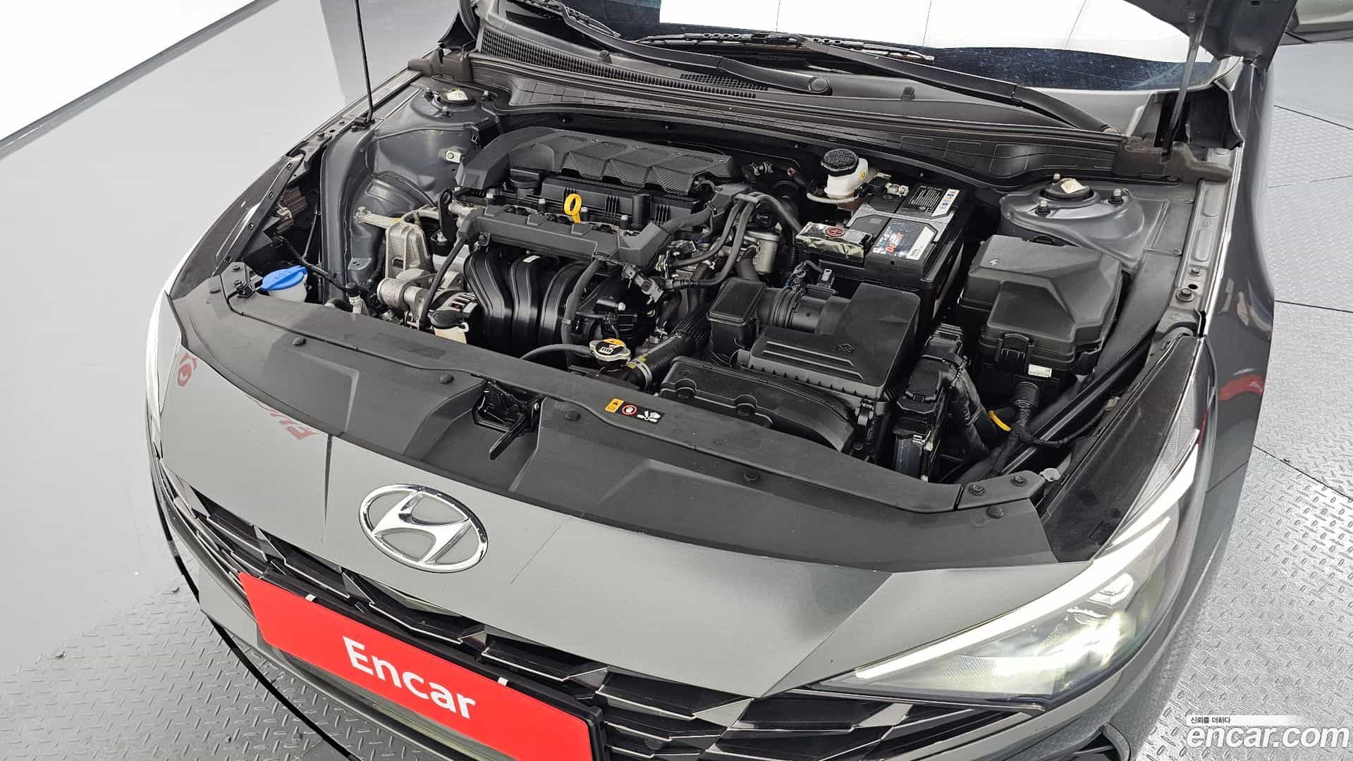 AVANTE Hyundai 2020.6-OUTER-006
