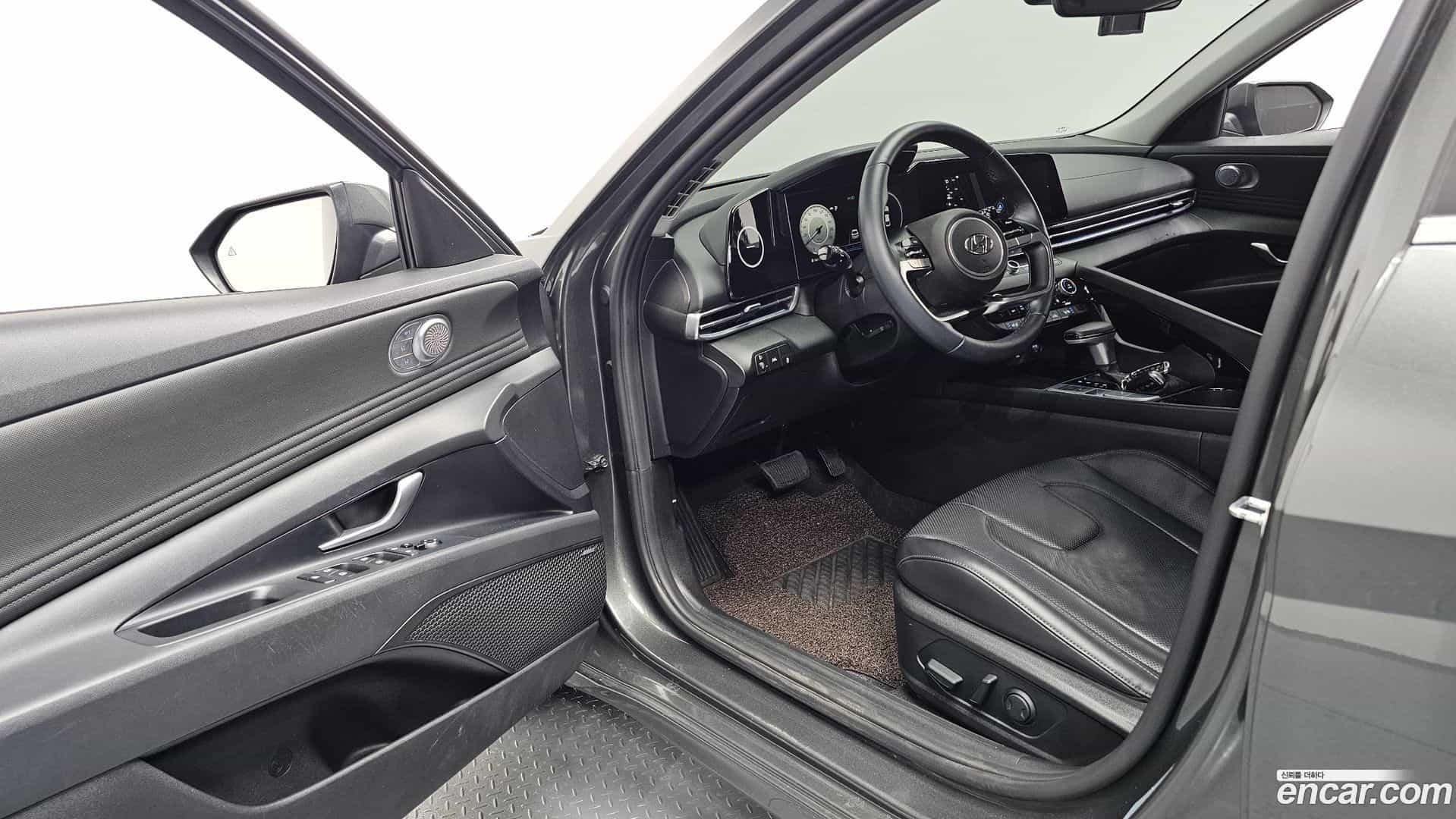 AVANTE Hyundai 2020.6-INNER-010