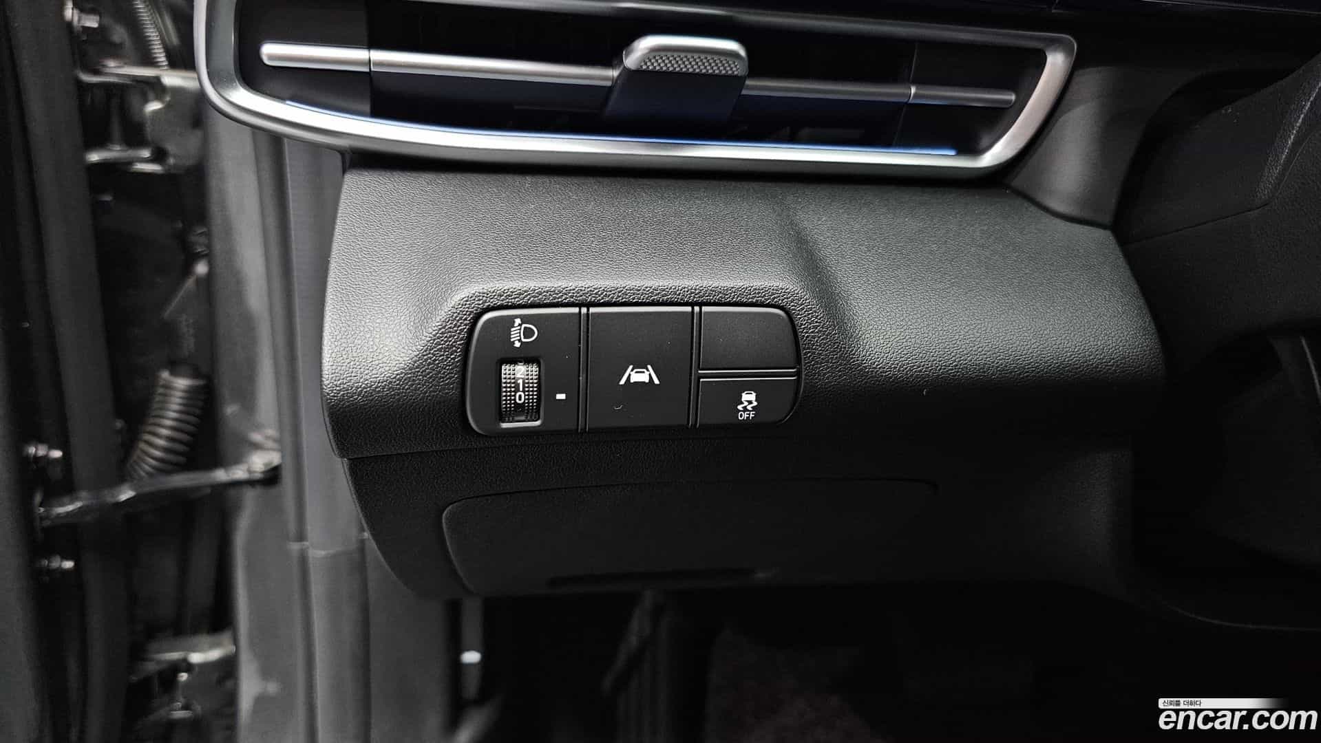 AVANTE Hyundai 2020.6-OPTION-018
