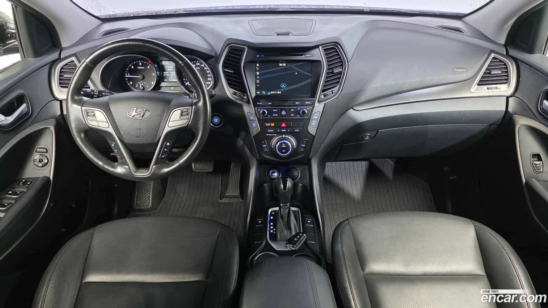 Santafe Hyundai 2015.8-INNER-007