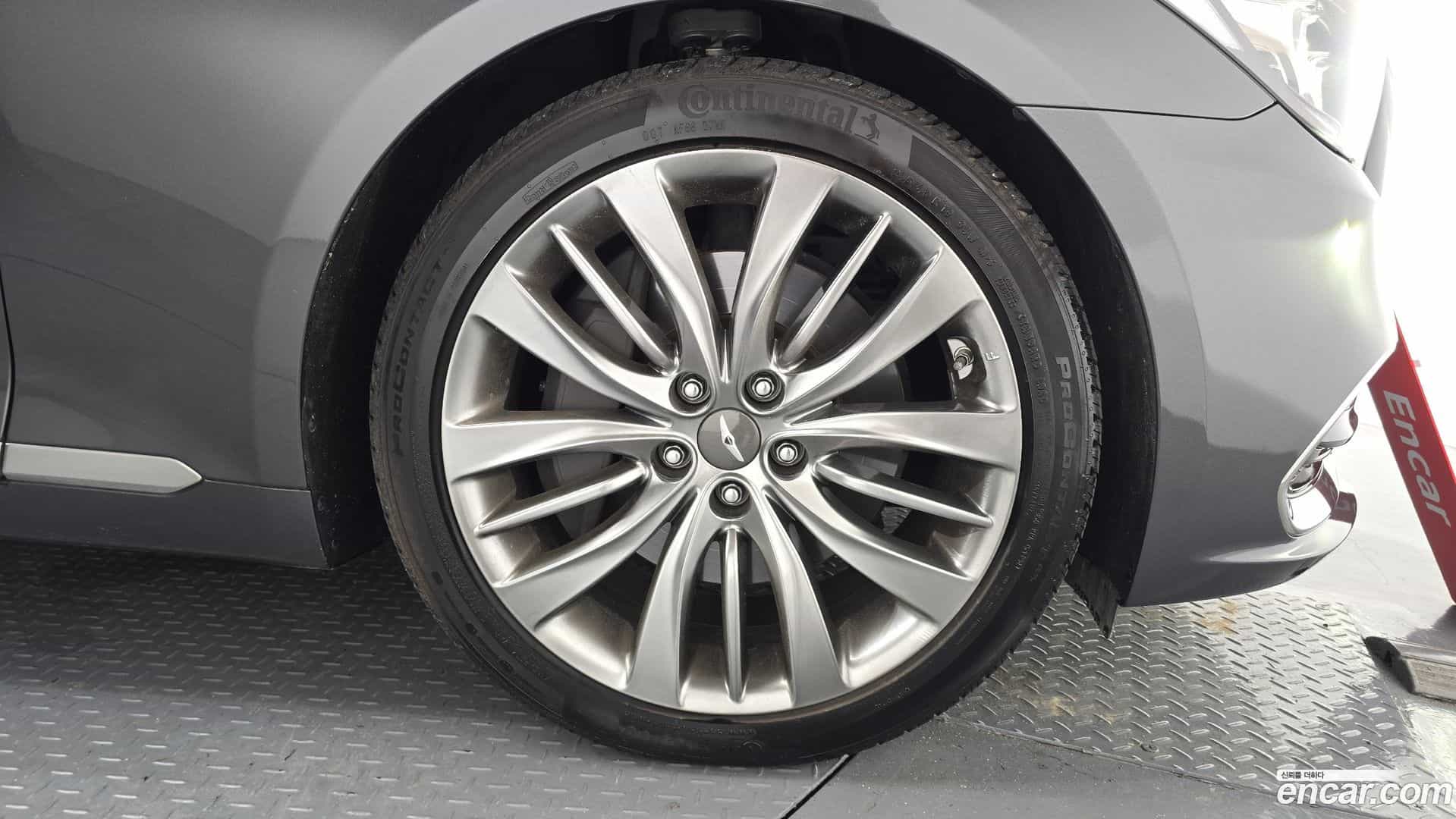 G80 Genesis 2019.4-OUTER-031