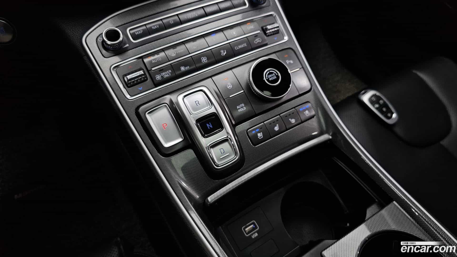 Santafe Hyundai 2021.11-INNER-009