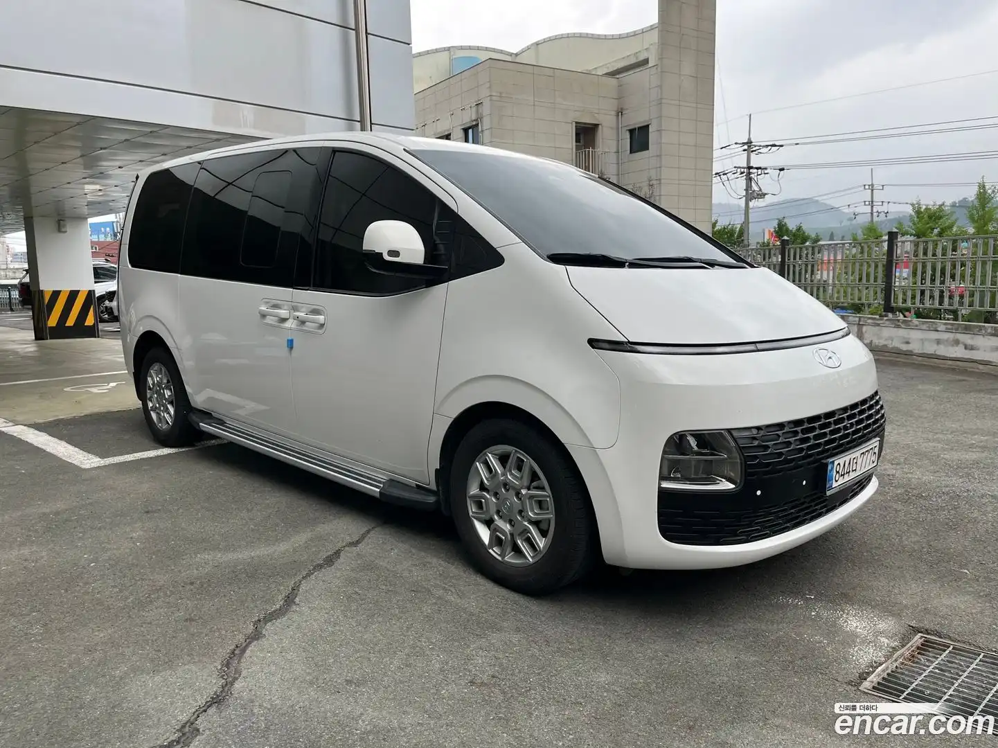 Staria Hyundai 2022.4-OPTION-024