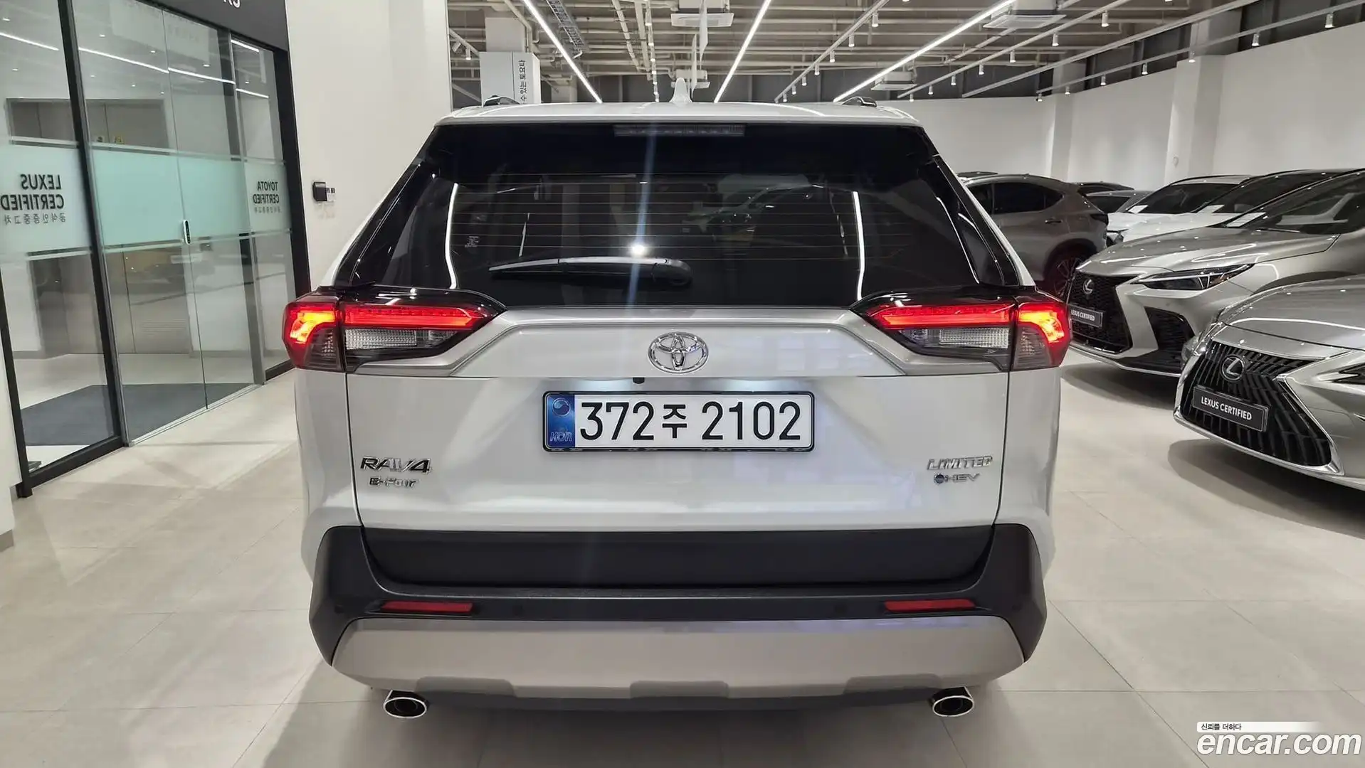 RAV4 Toyota 2025.9-OUTER-004