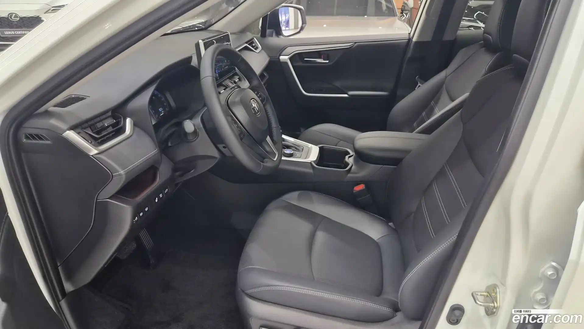 RAV4 Toyota 2025.9-INNER-010