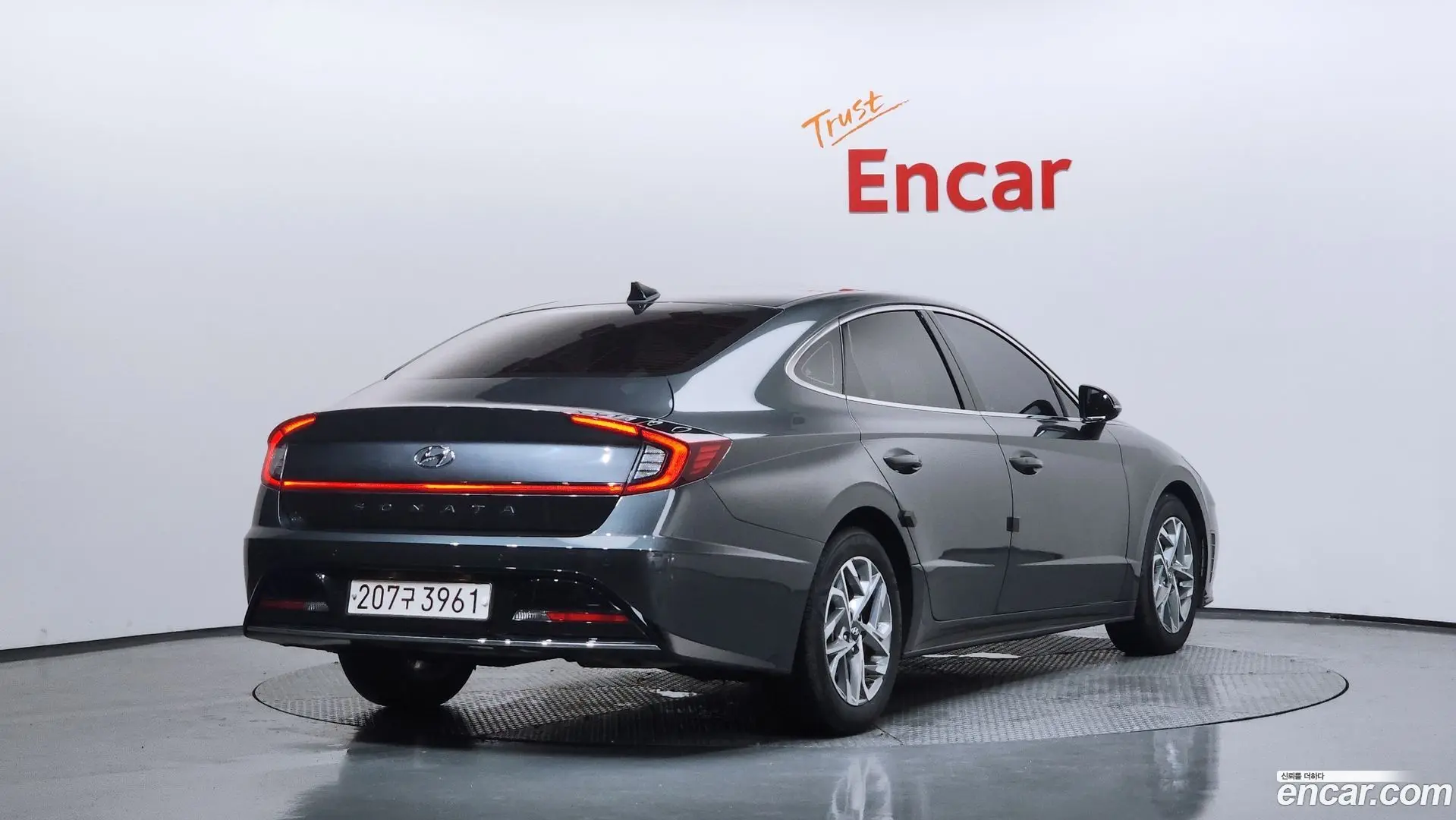 Main__Slider__Photo:Sonata Hyundai 2023.0-1