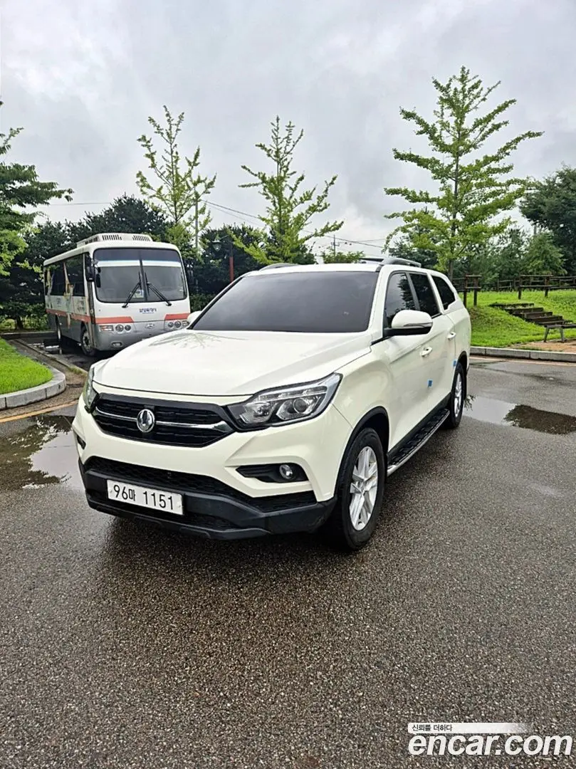 Main__Slider__Photo:Rexton KG Mobility 2019.0-0