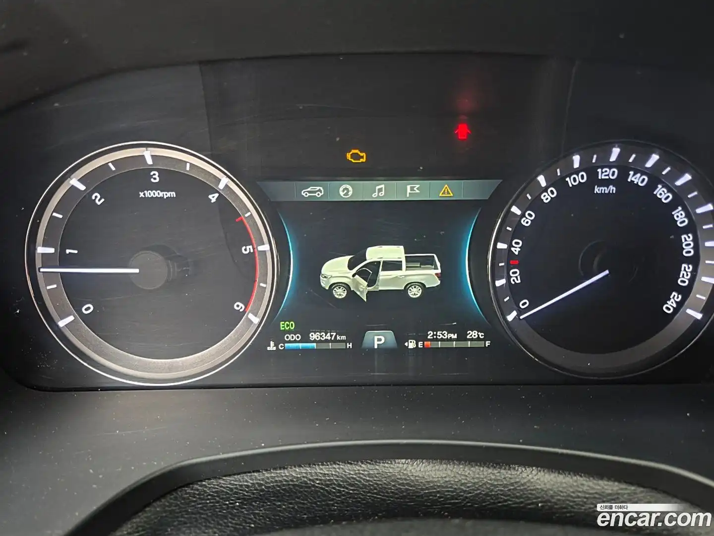 Rexton KG Mobility 2019.0-INNER-008