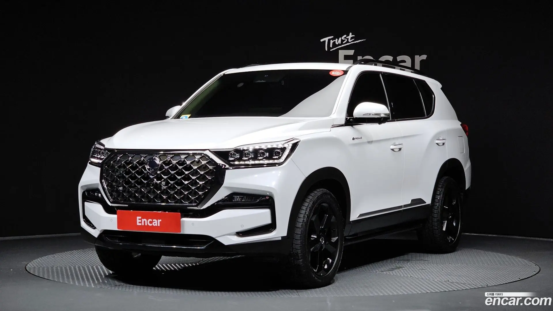 Main__Slider__Photo:Rexton KG Mobility 2024.6-0