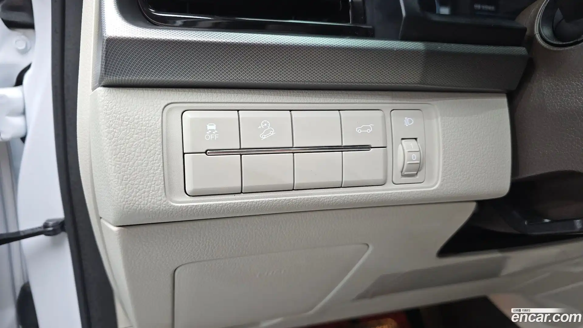 Rexton KG Mobility 2024.6-OPTION-046