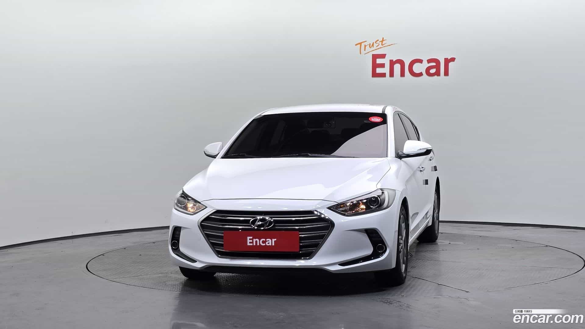 AVANTE Hyundai 2017.0-OUTER-003