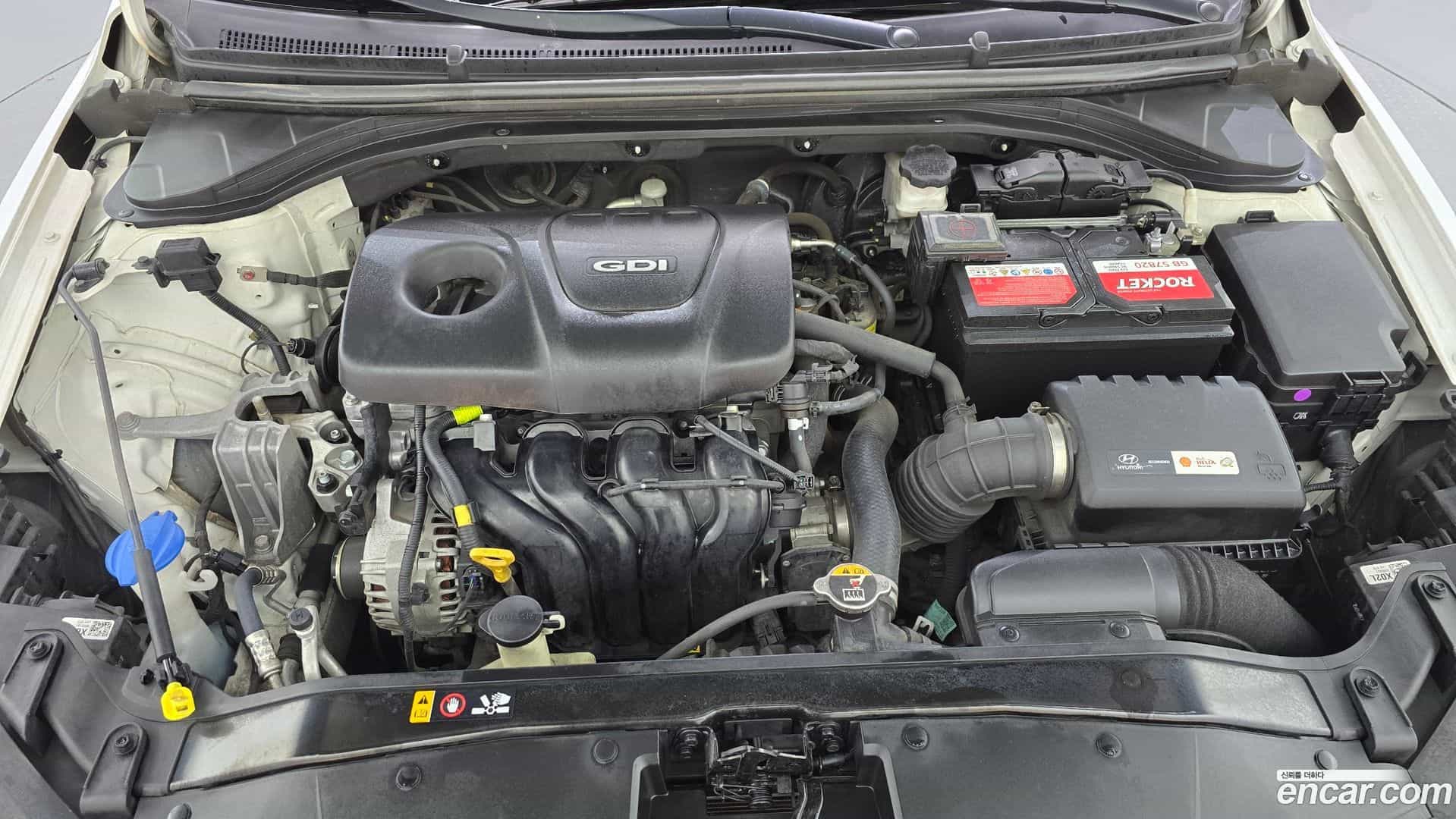 AVANTE Hyundai 2017.0-OUTER-006