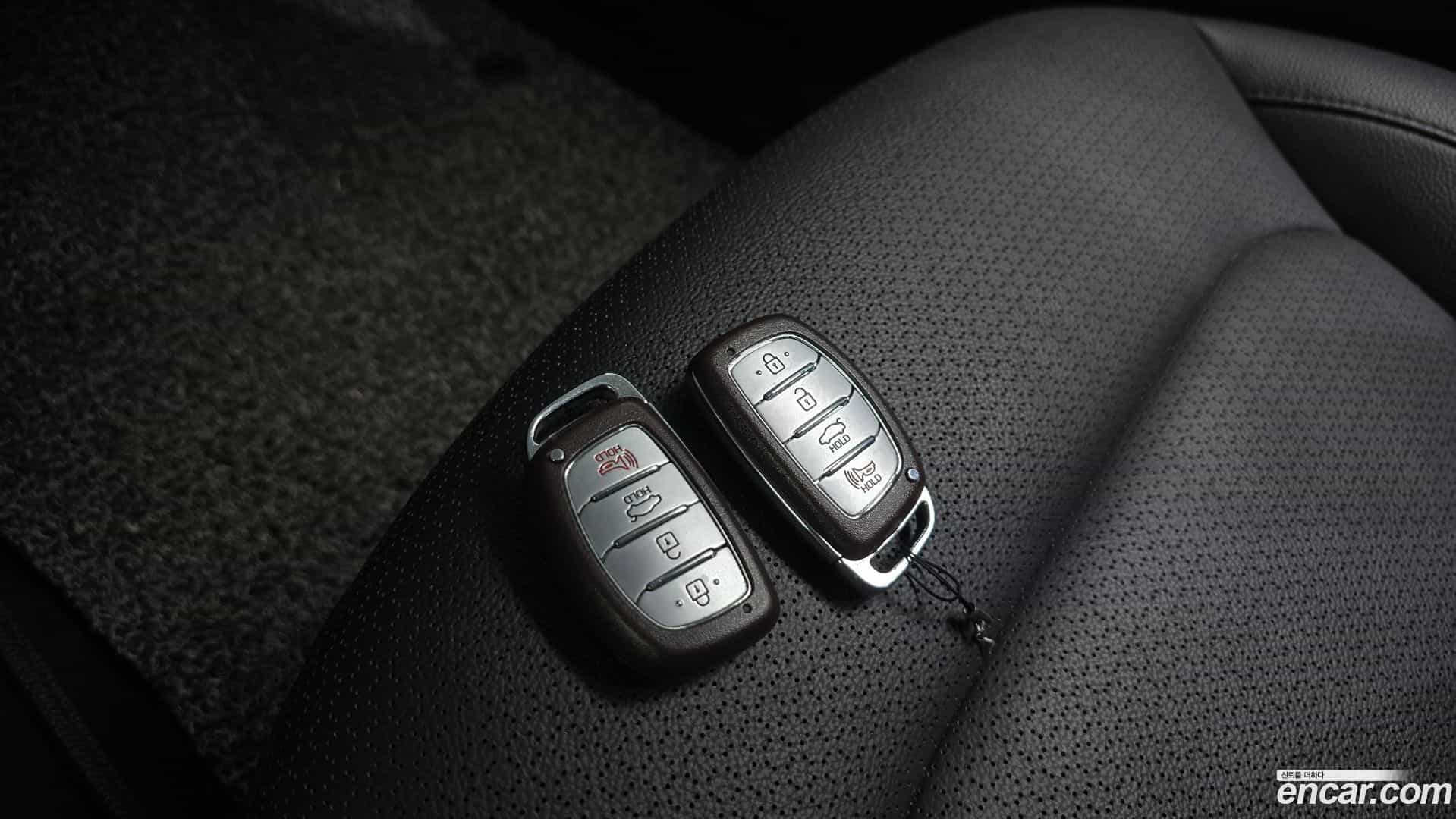 AVANTE Hyundai 2017.0-OPTION-021