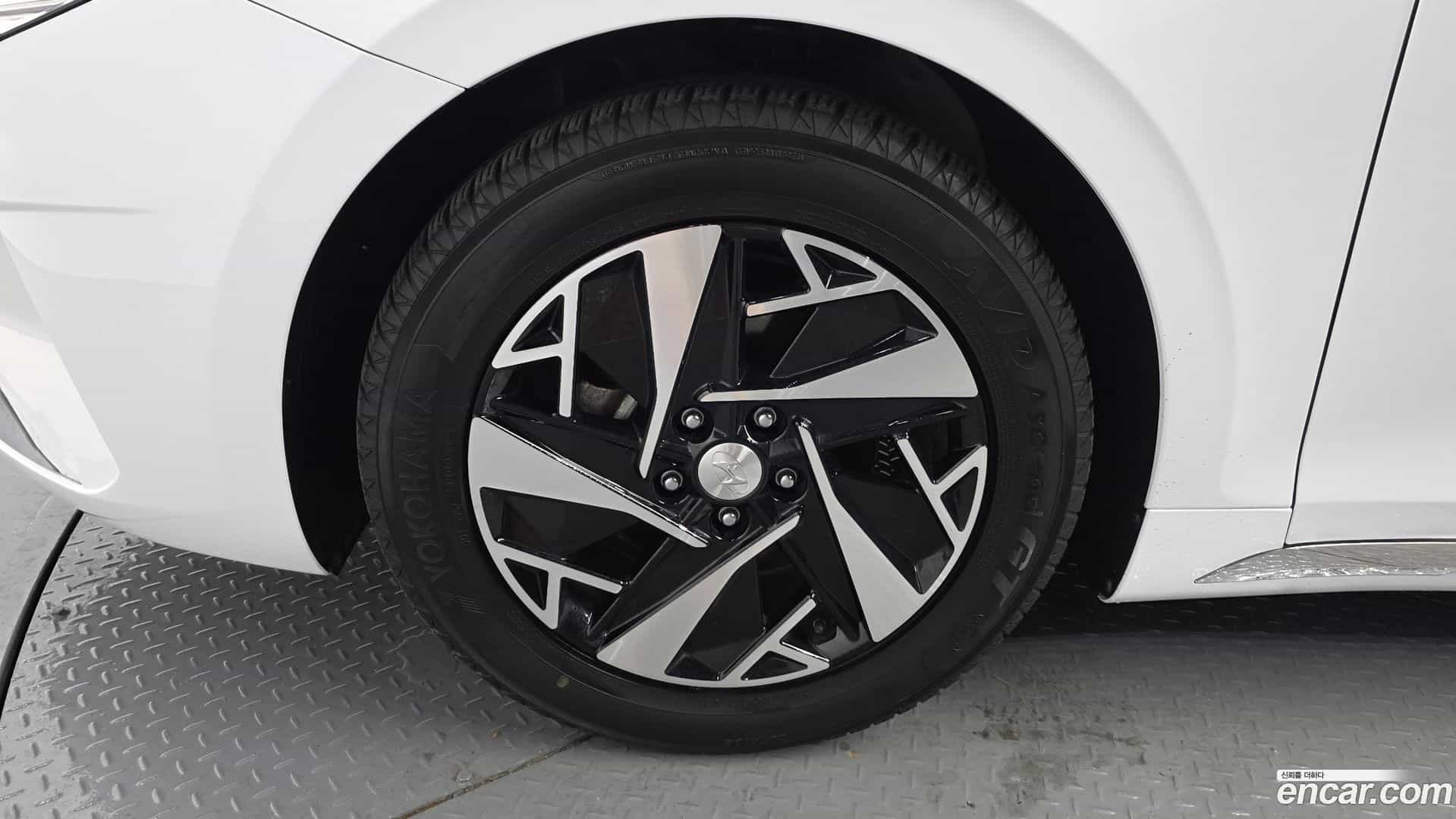 Grandeur Hyundai 2022.9-OUTER-005
