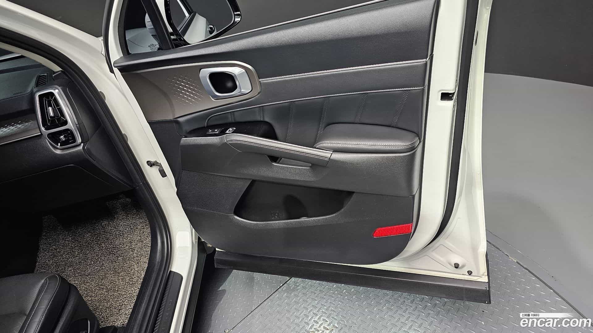Sorento Kia 2020.6-INNER-035