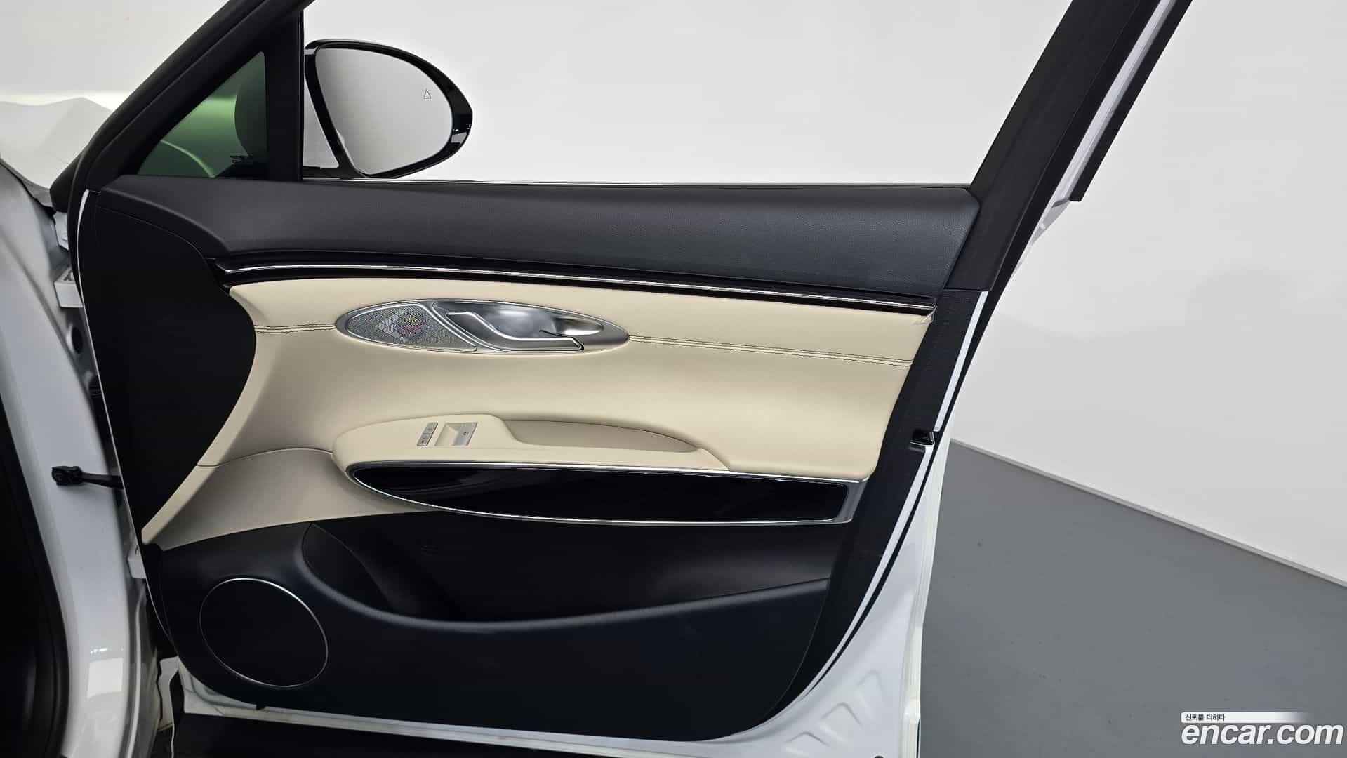 GV70 Genesis 2023.11-INNER-034