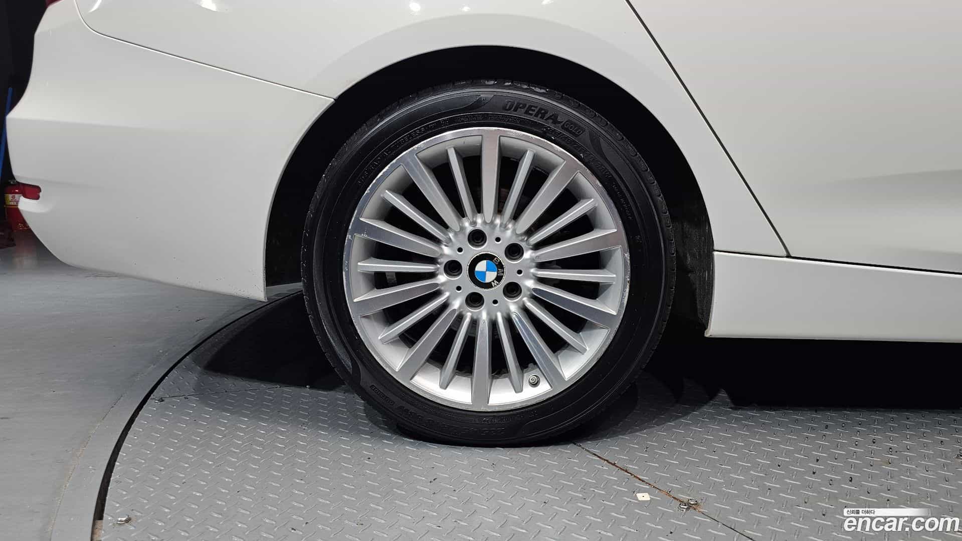 Gran Turismo BMW 2016.1-OUTER-005