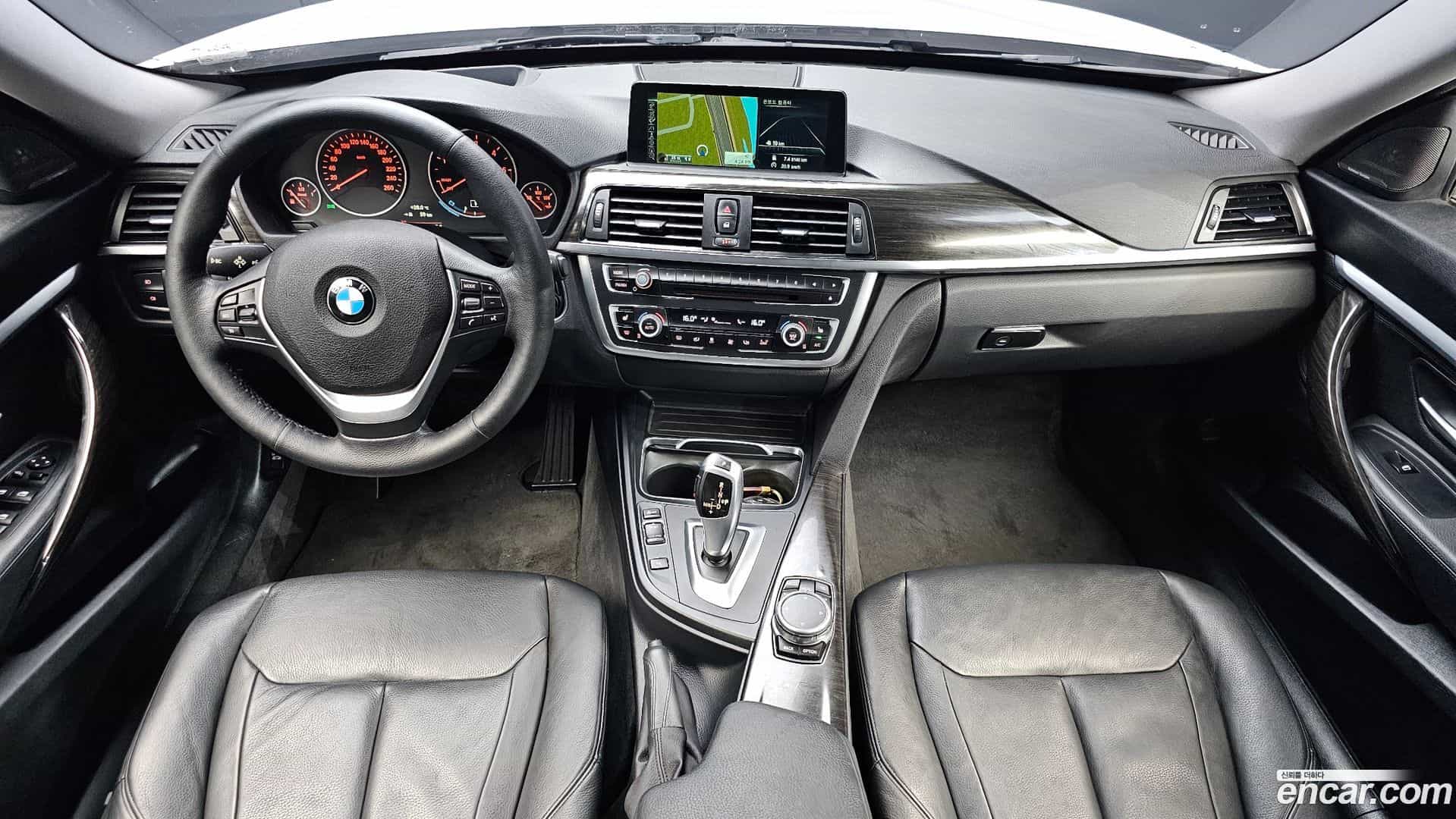 Gran Turismo BMW 2016.1-INNER-007